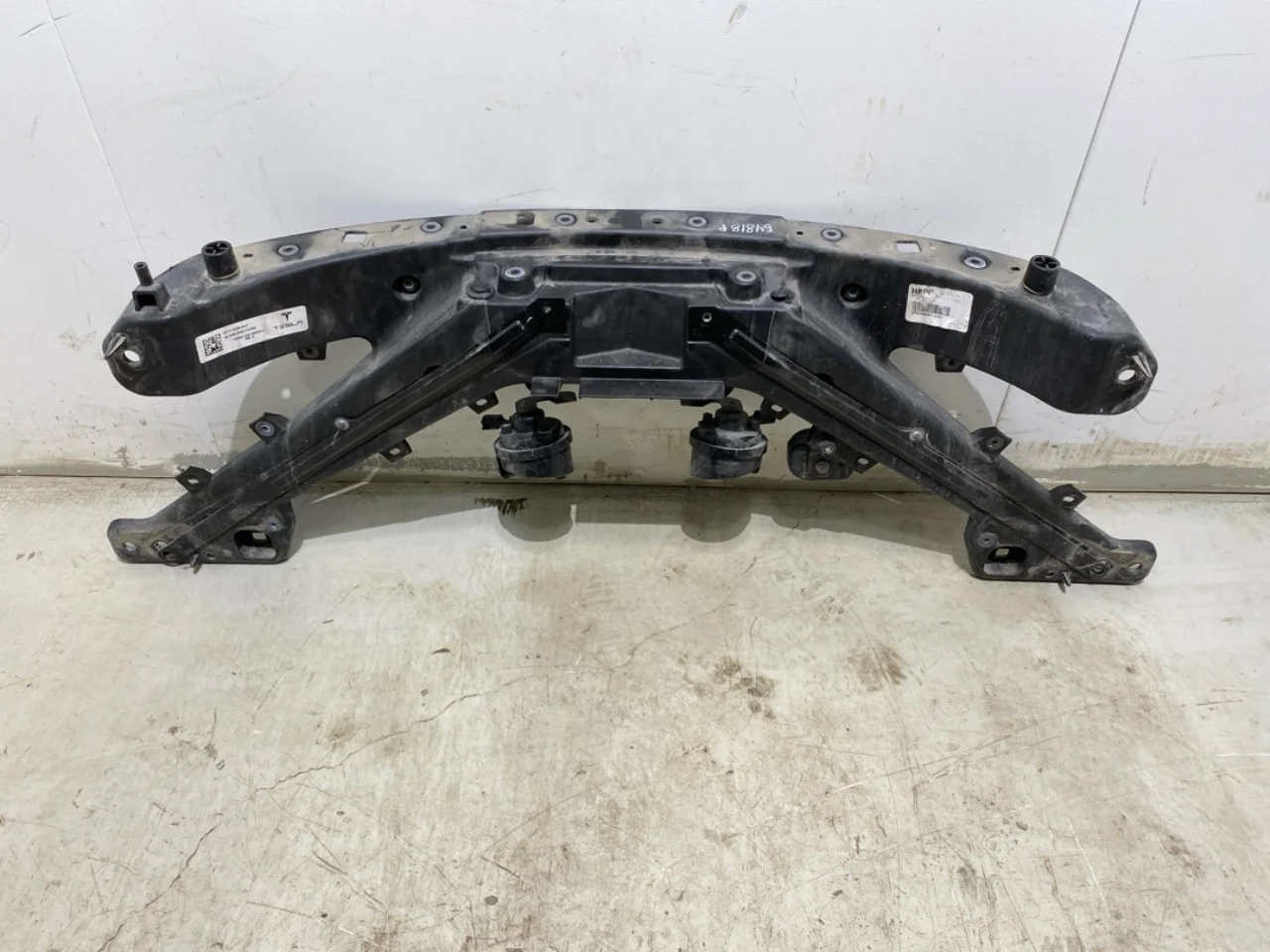 Tesla MODEL 3 2017--> Front panel view 4