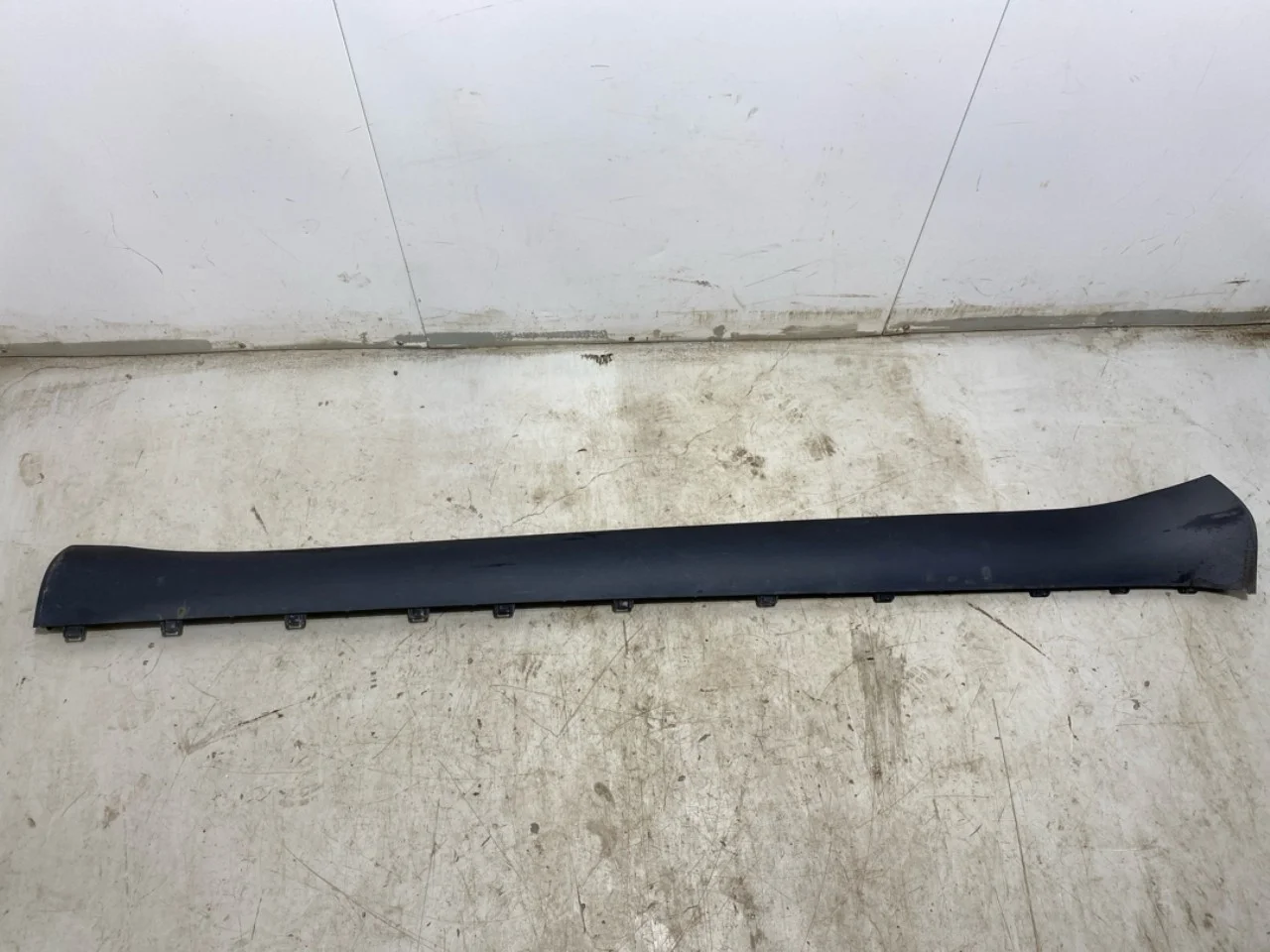 Tesla MODEL Y 2021- Küszöb burkolat, bal