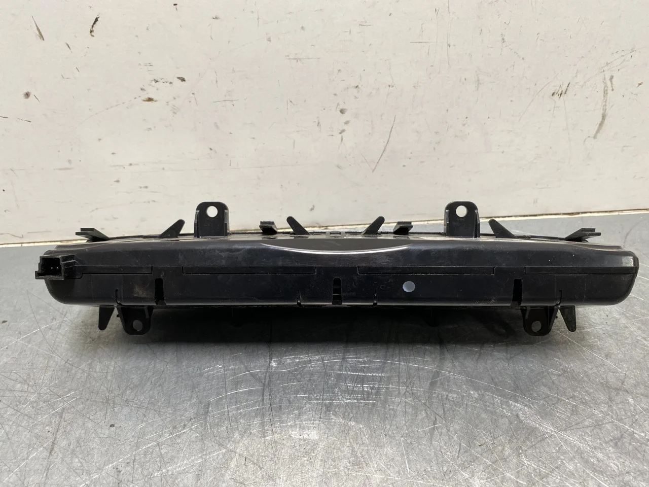 Mercedes EQC 2020- Heater control unit view 3
