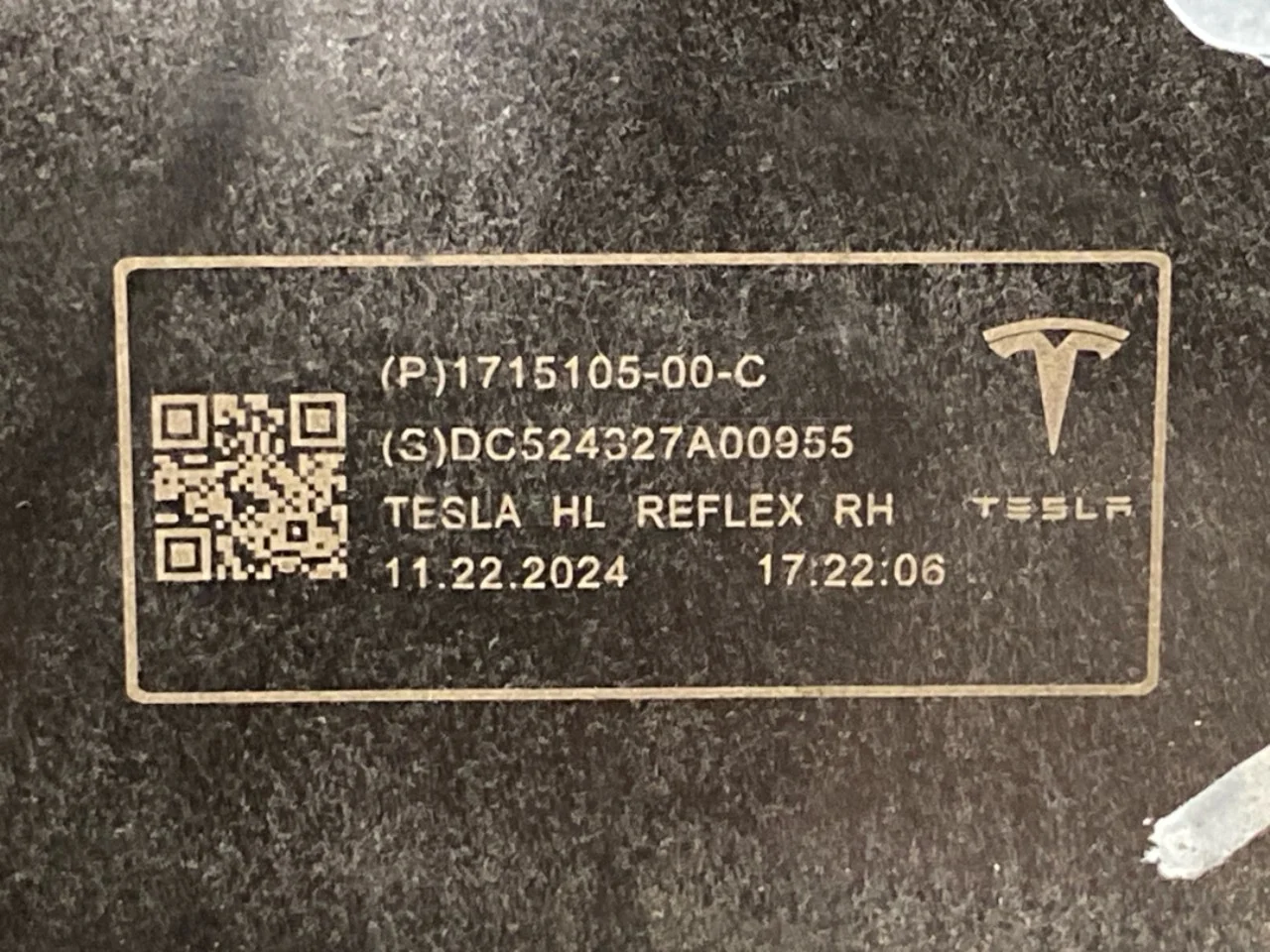 Tesla MODEL 3 2024- Fényvisszaverő lemez / rendszámtartó nézet 3