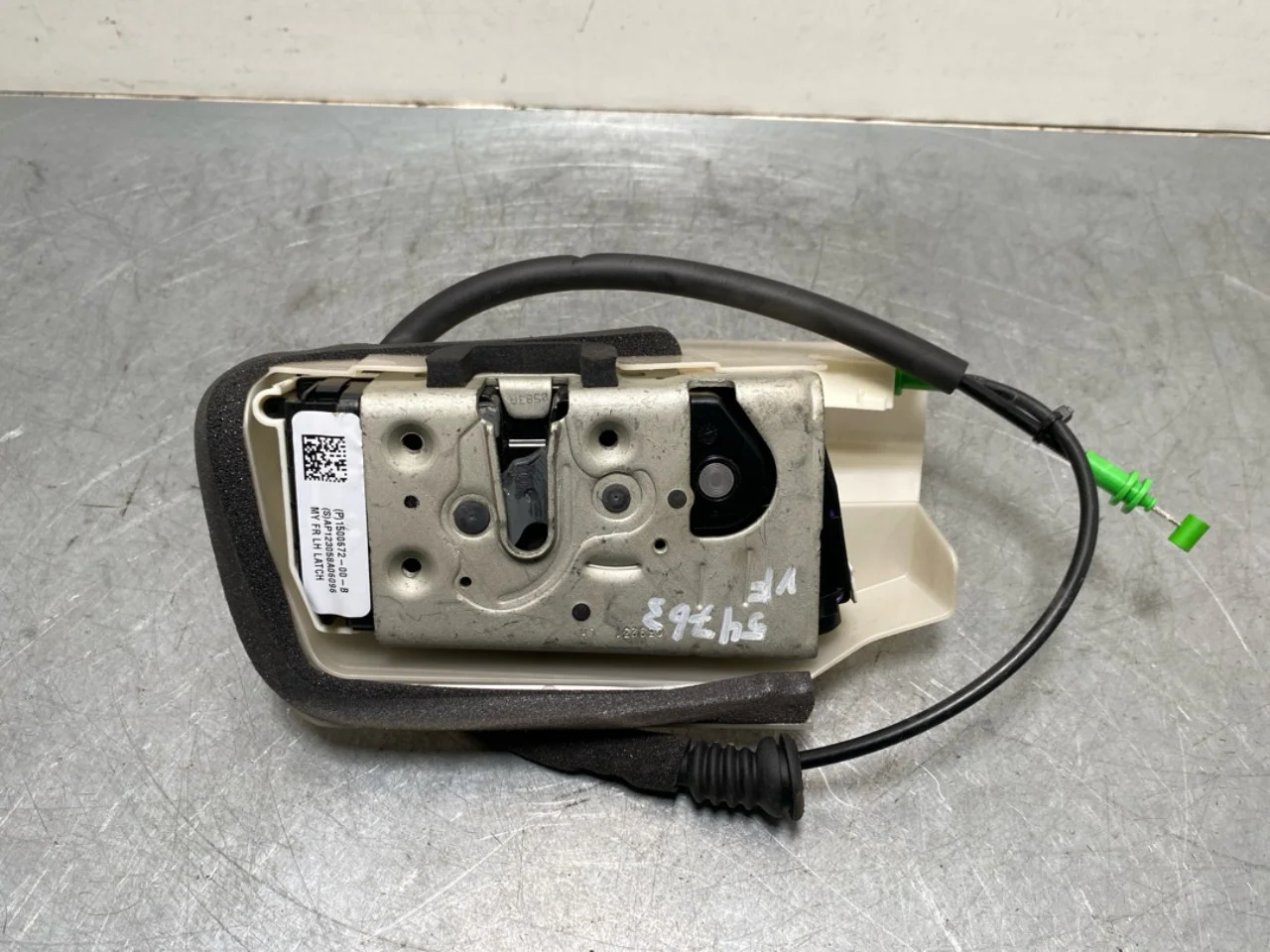 Tesla MODEL Y 2021- Door lock housing
