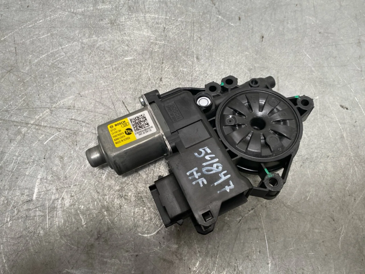 Kia EV6 2022- Window regulator motor view 2