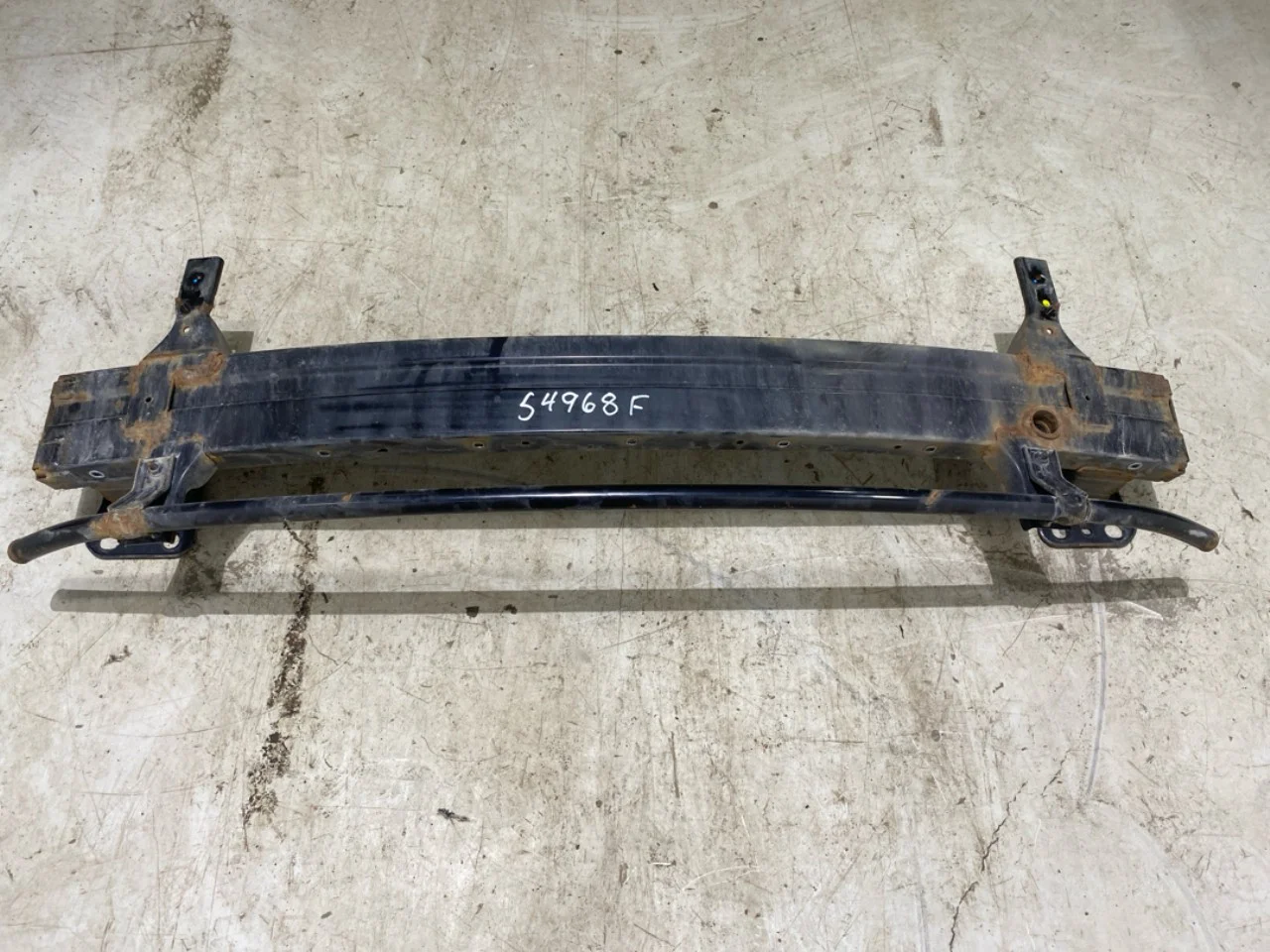 Kia SOUL 2009- Bumper reinforcement beam, front view 4