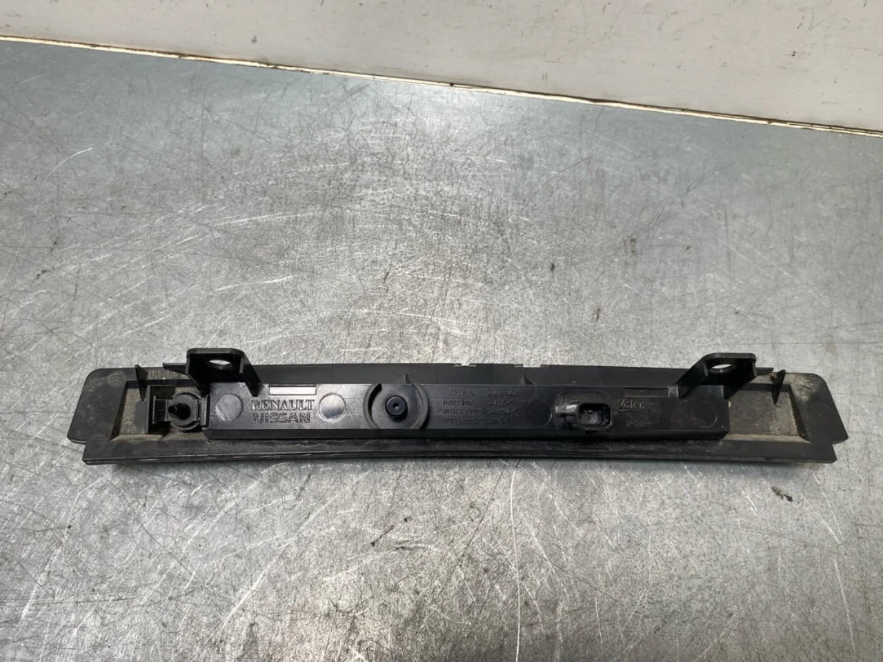 Renault ZOE/E- TECH 2013--> Rear window brake light view 2