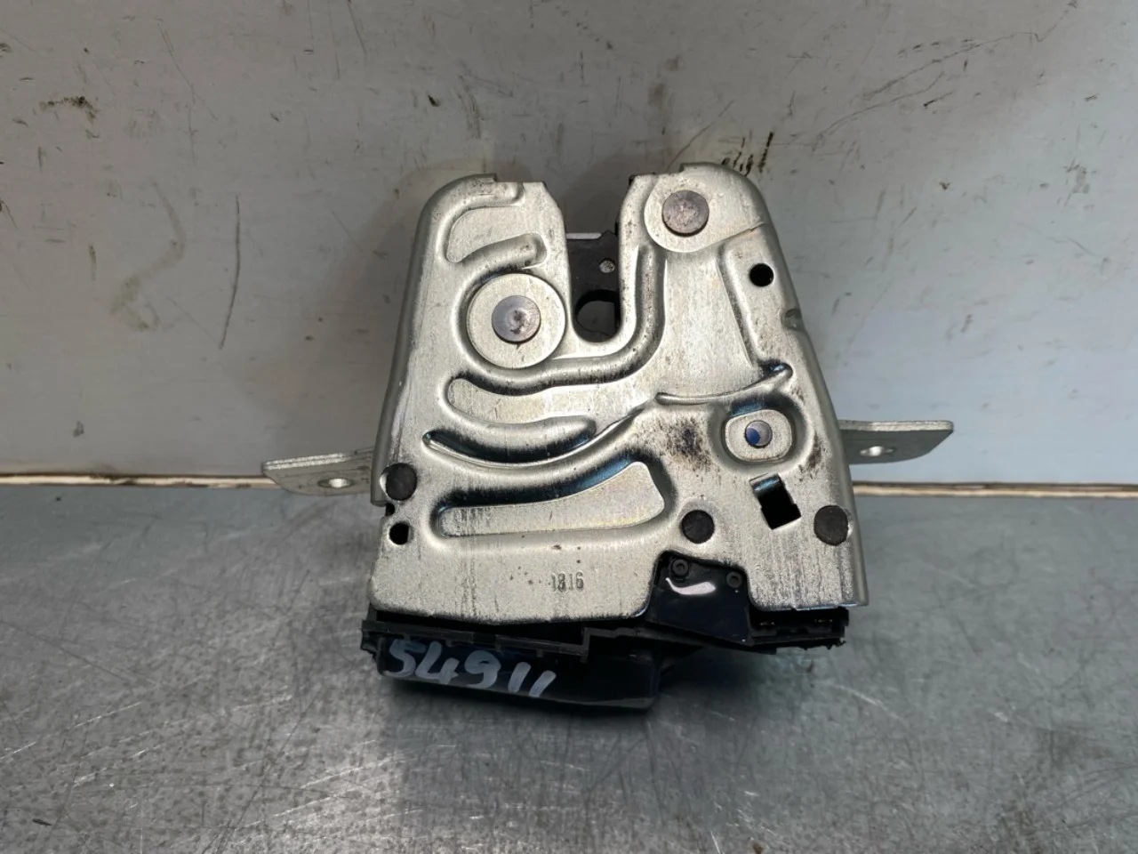 Mercedes B 180-200 W246/W242 2012-19 Tailgate lock