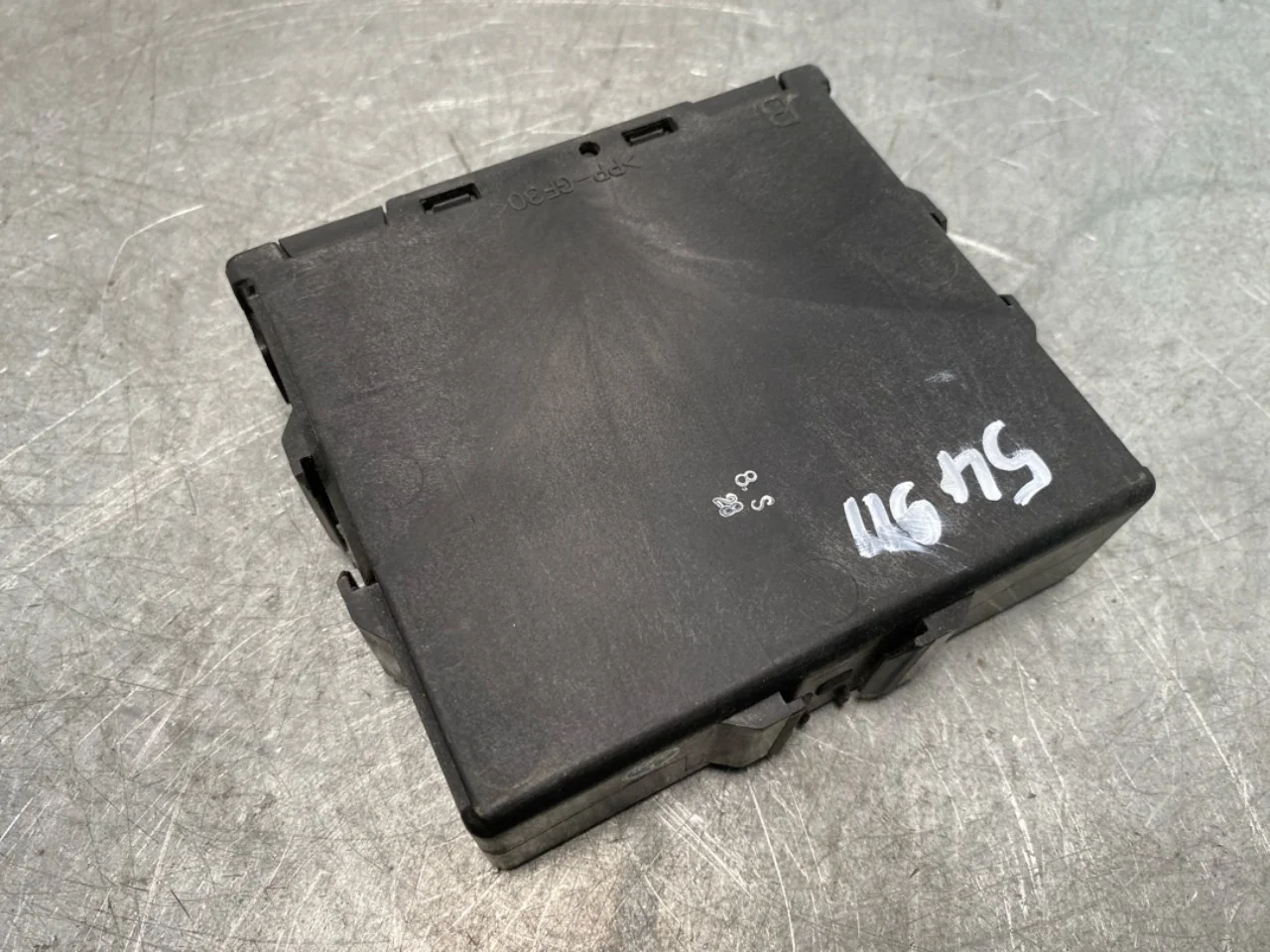 Mercedes B 180-200 W246/W242 2012-19 Vezérlőegység, elektromos kézifék (EPB) nézet 2