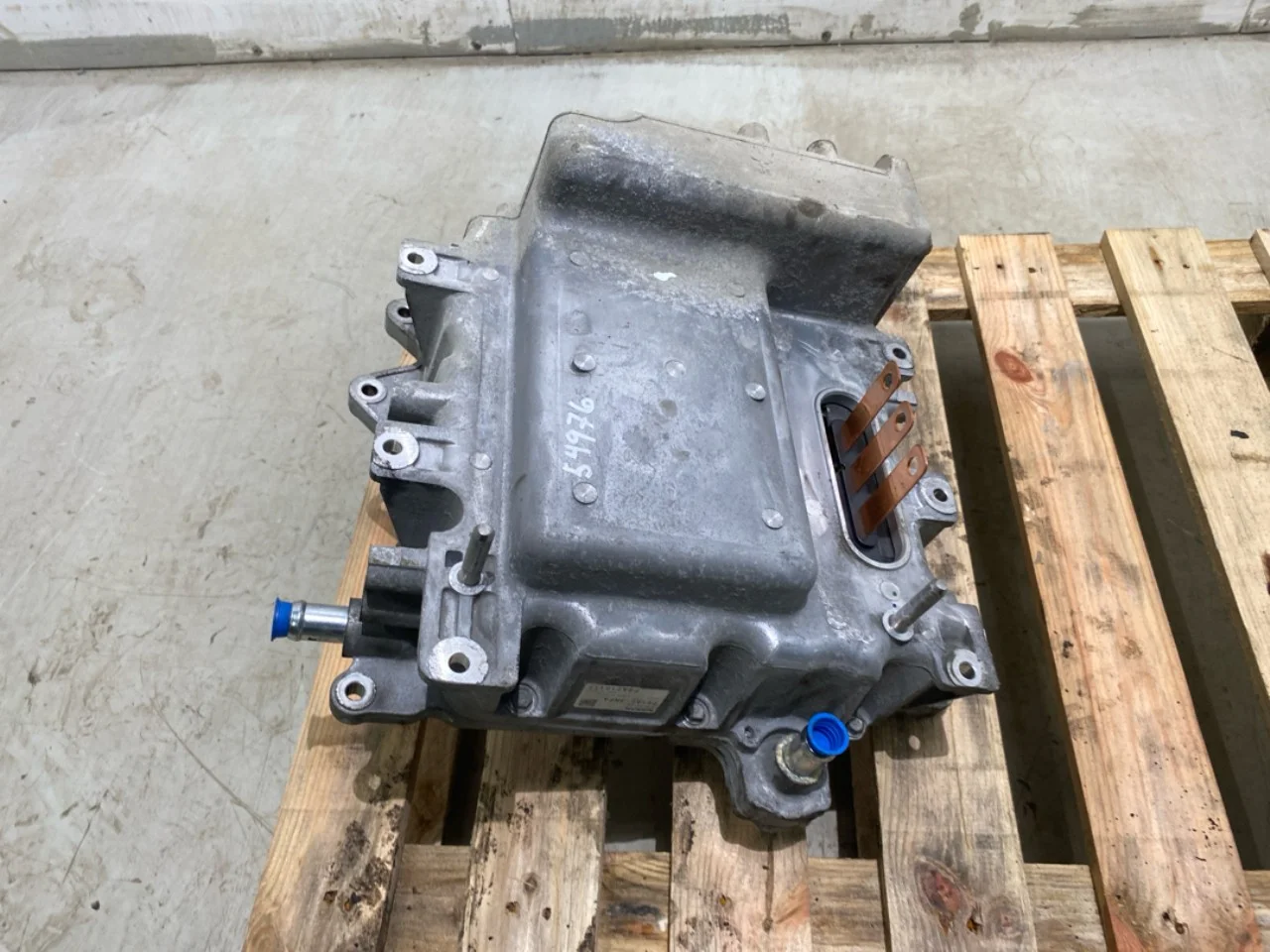 Nissan LEAF 2011-17 Inverter, 12-220V