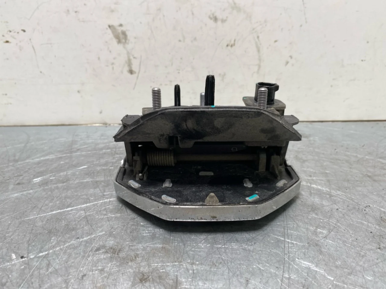 Mg ZS EV 2020- Tailgate exterior handle view 4