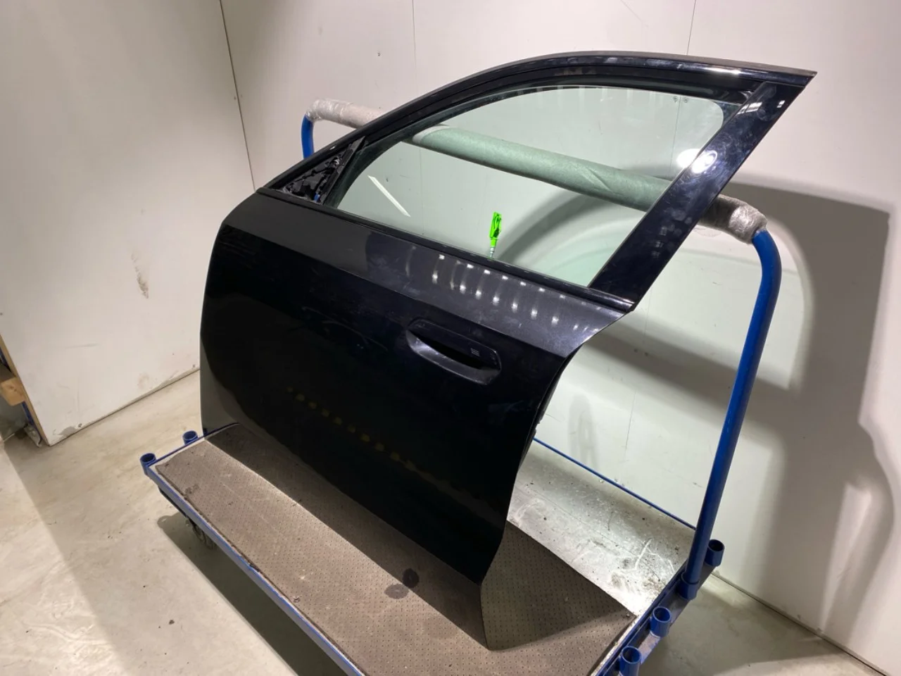 BMW X1/IX1 U11 2023- Ajtó, 4 ajtós, első, bal nézet 3