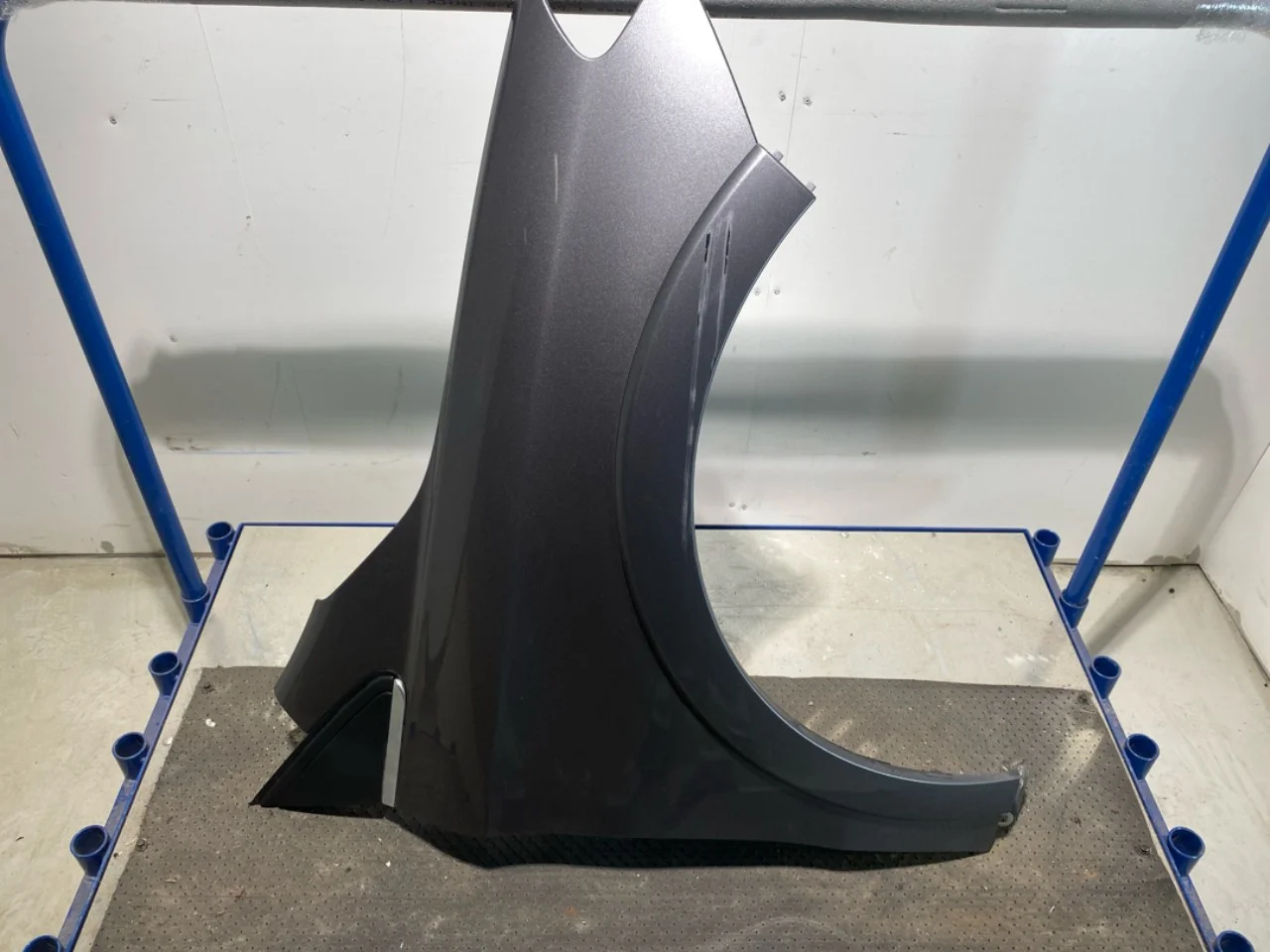 Mercedes B 180-200 W246/W242 2012-19 Front right fender