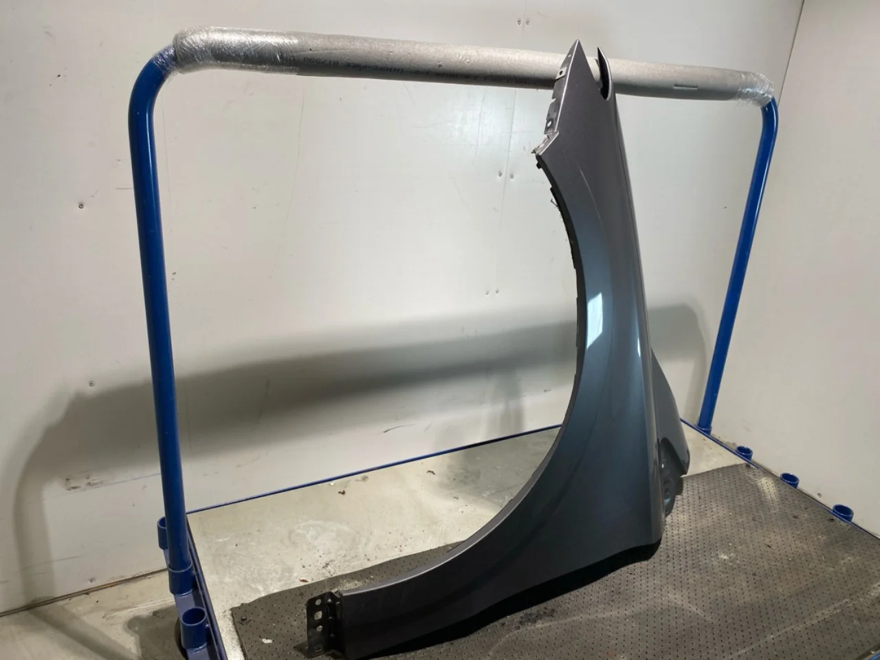 Mercedes B 180-200 W246/W242 2012-19 Front left fender view 3