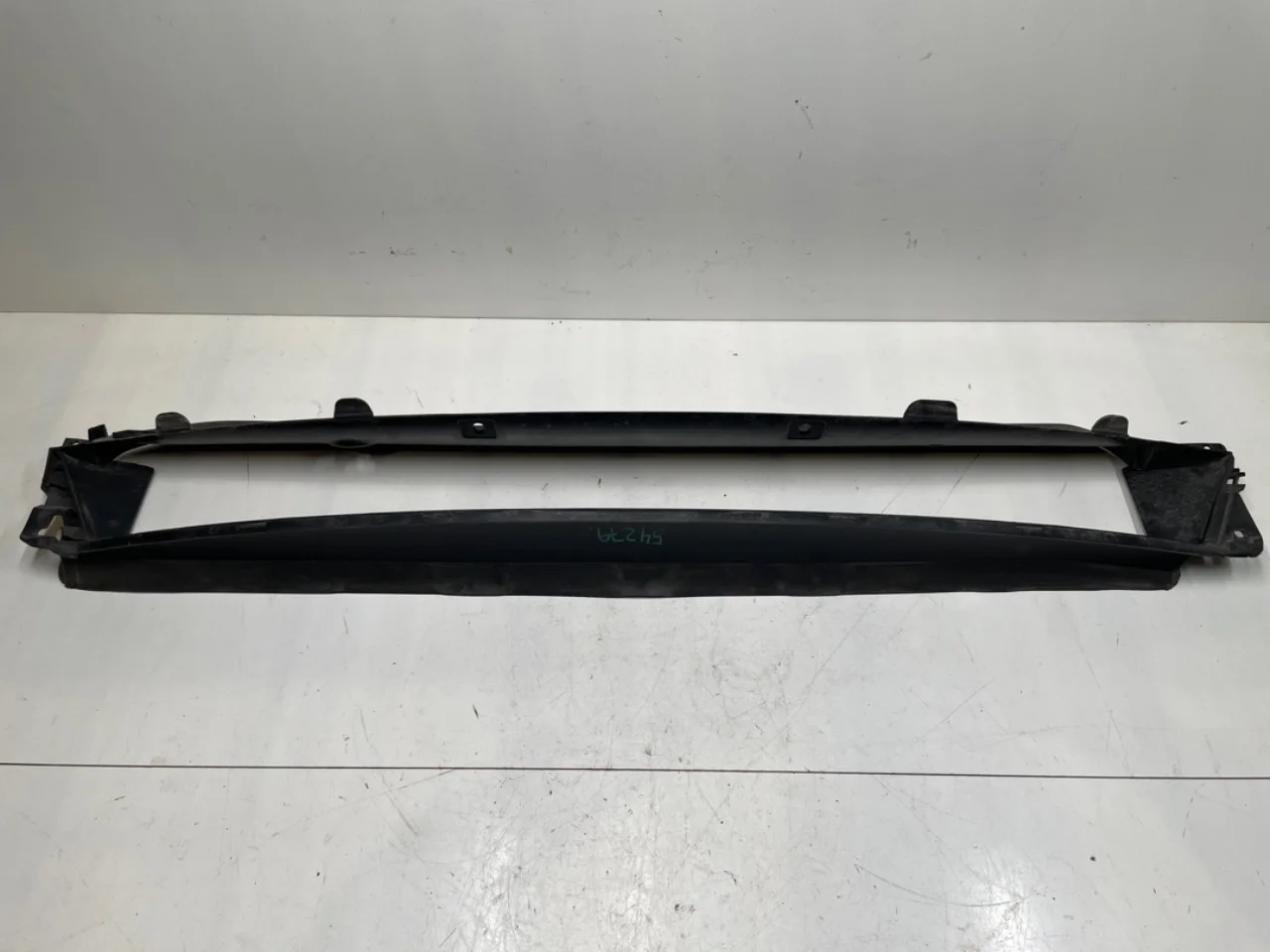Tesla MODEL S 2013- Grille, center section