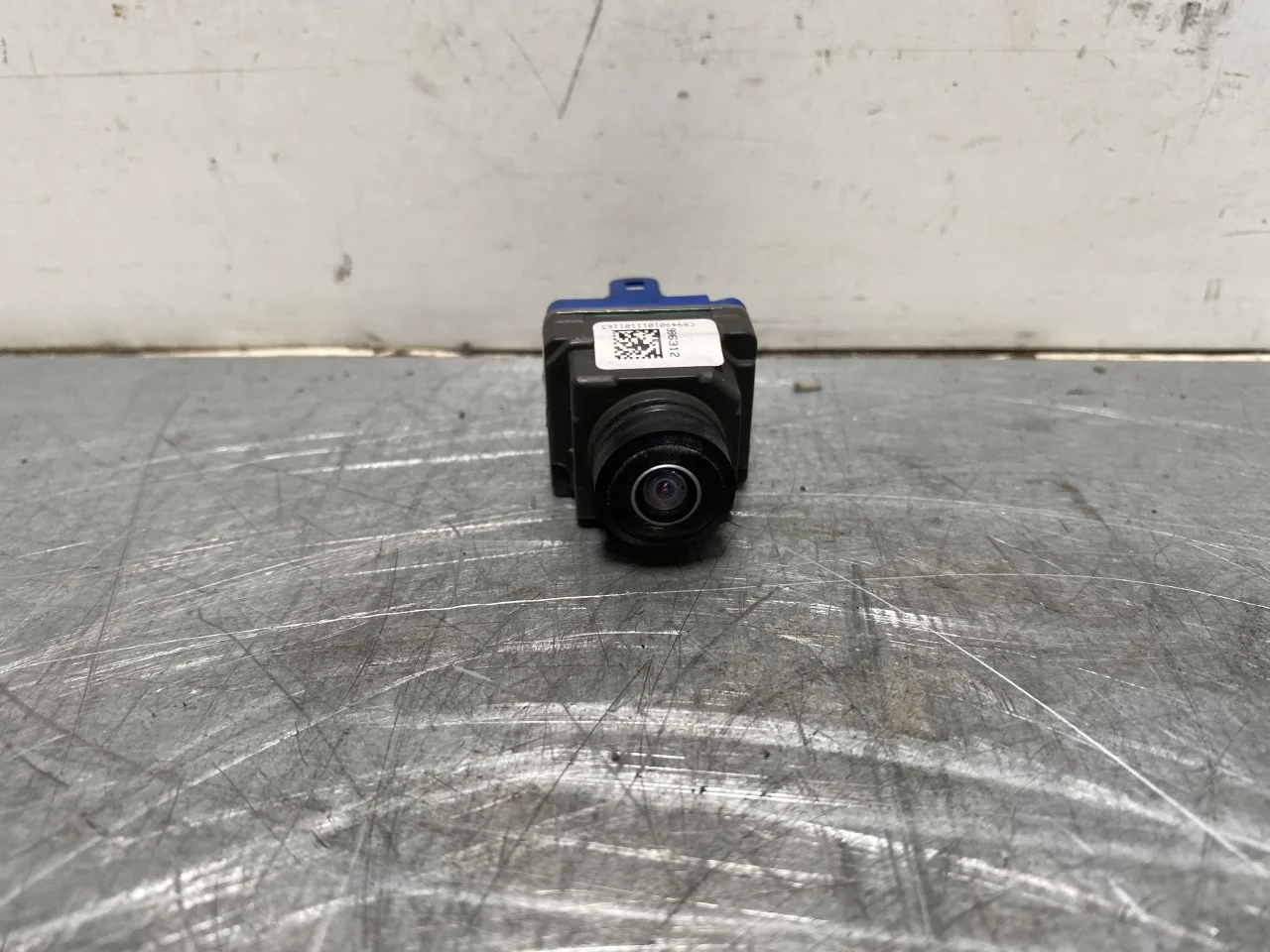 Volvo XC40/RECHARGE 2018- Exterior camera