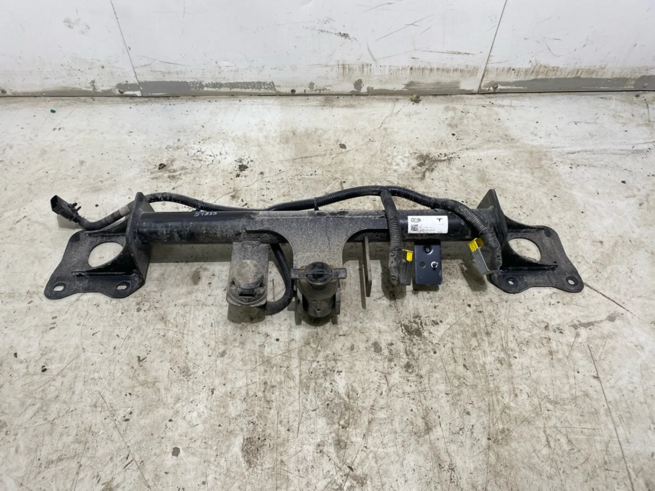 Tesla MODEL Y 2021- Tow bar