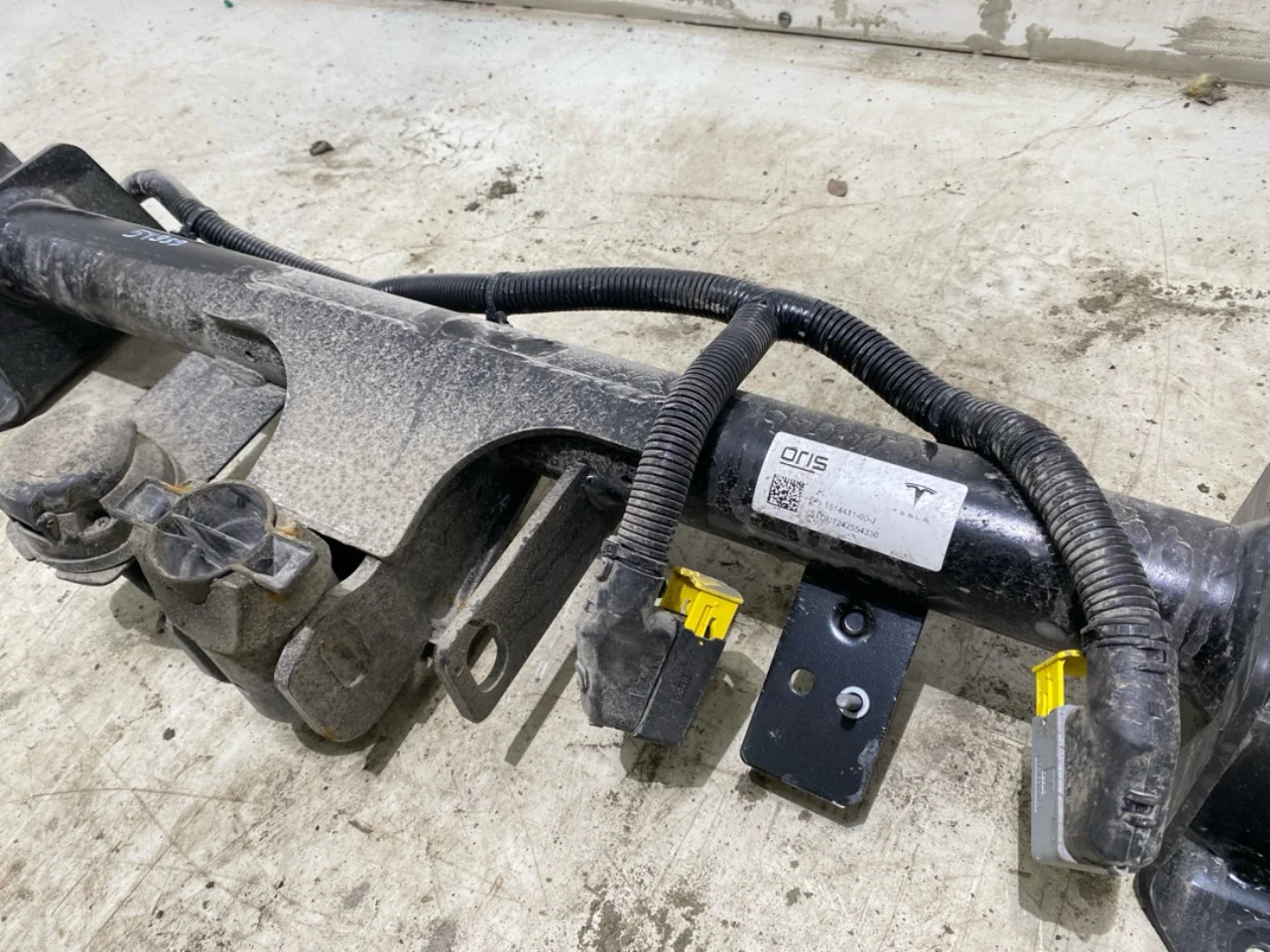 Tesla MODEL Y 2021- Tow bar view 2