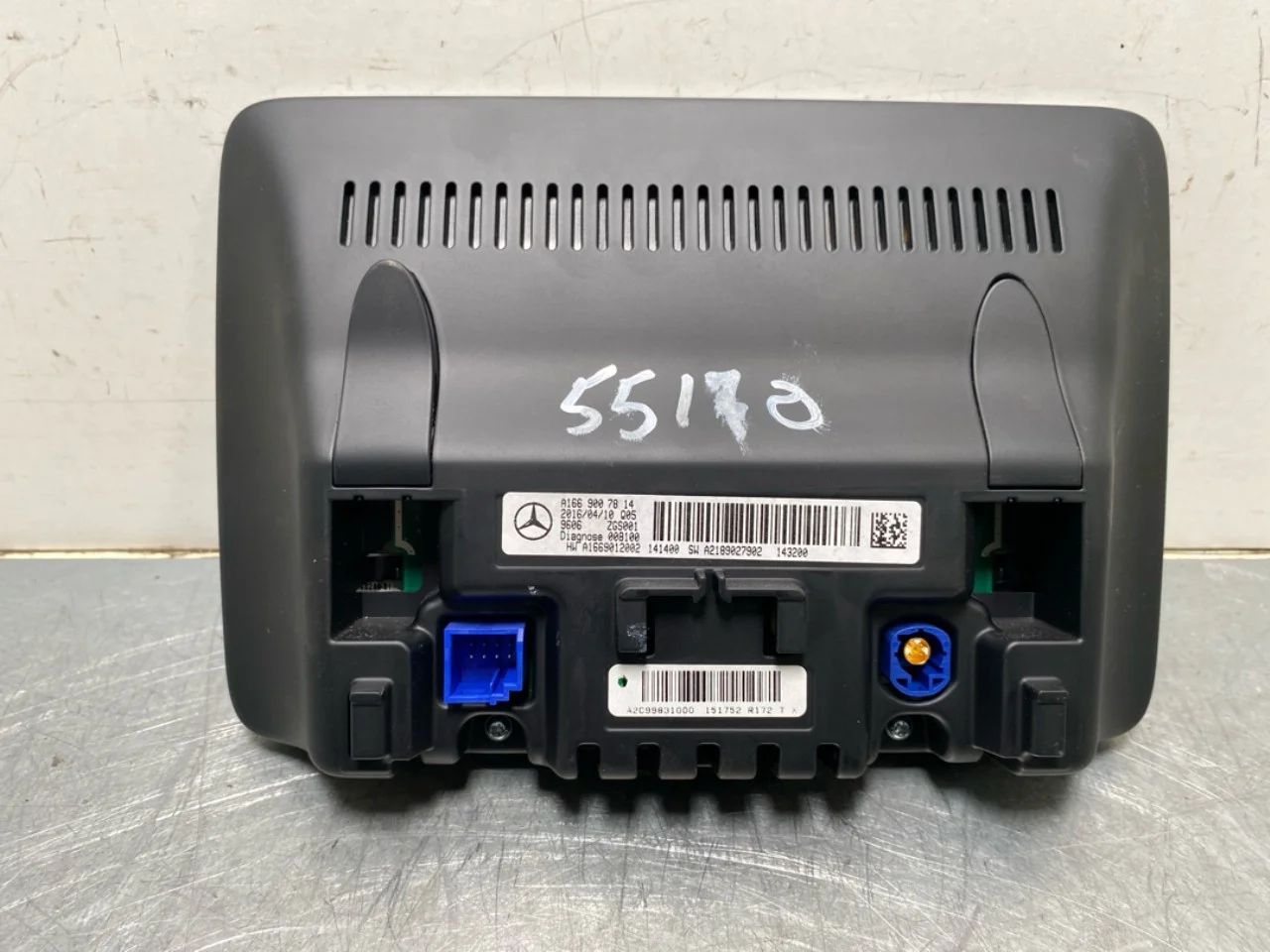 Mercedes B 180-200 W246/W242 2012-19 GPS navigation view 2