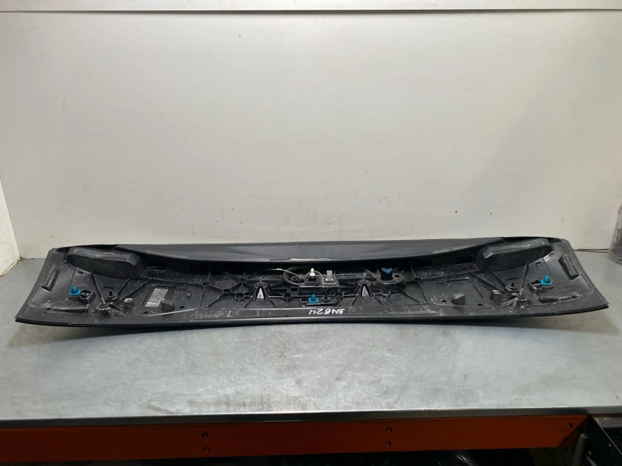 Mercedes EQE SUV X294 2022- Spoiler, tailgate view 4