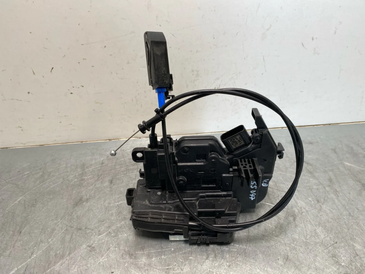 Door lock housing view 3