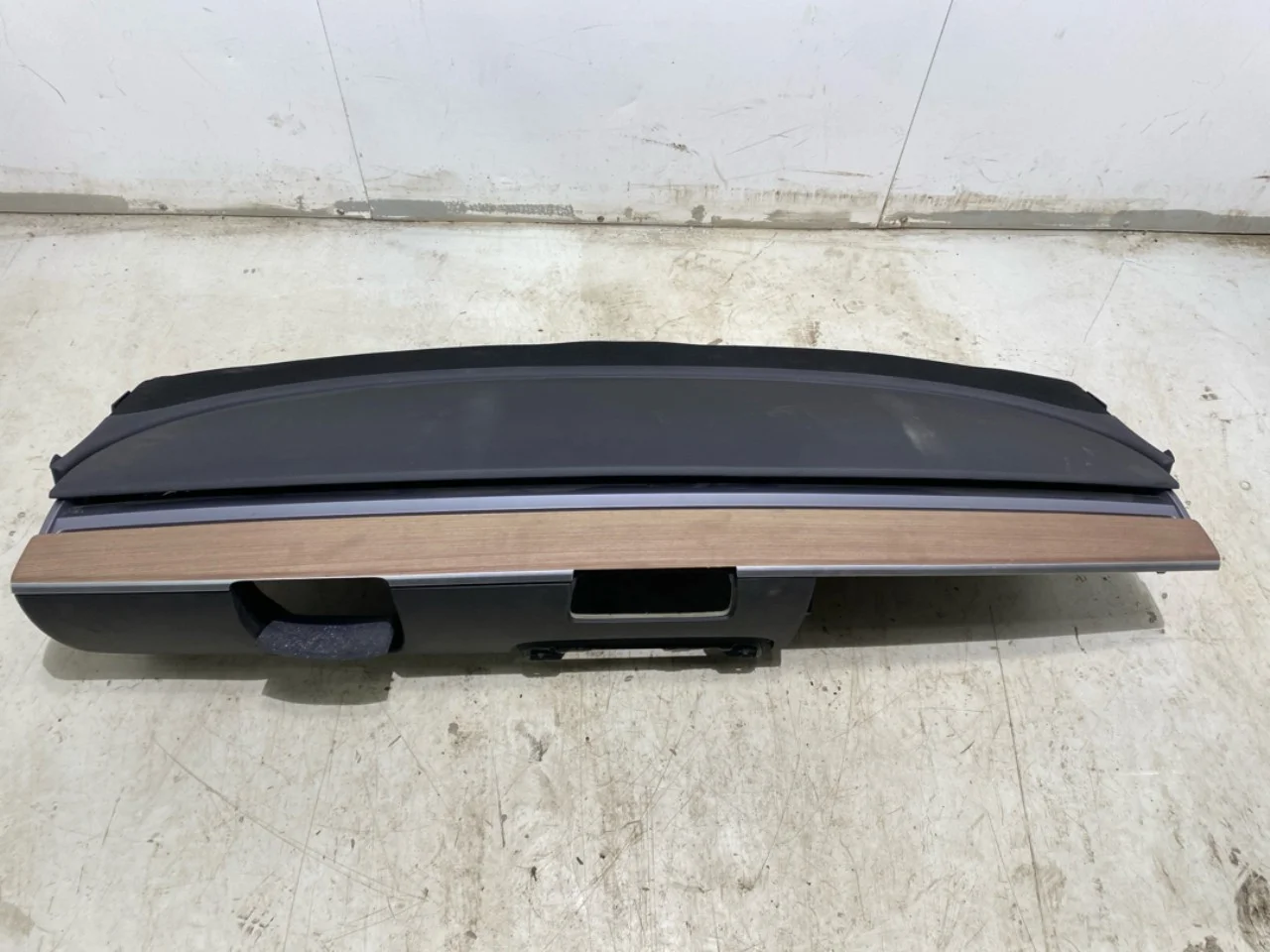 Tesla MODEL 3 2017--> Műszerfal