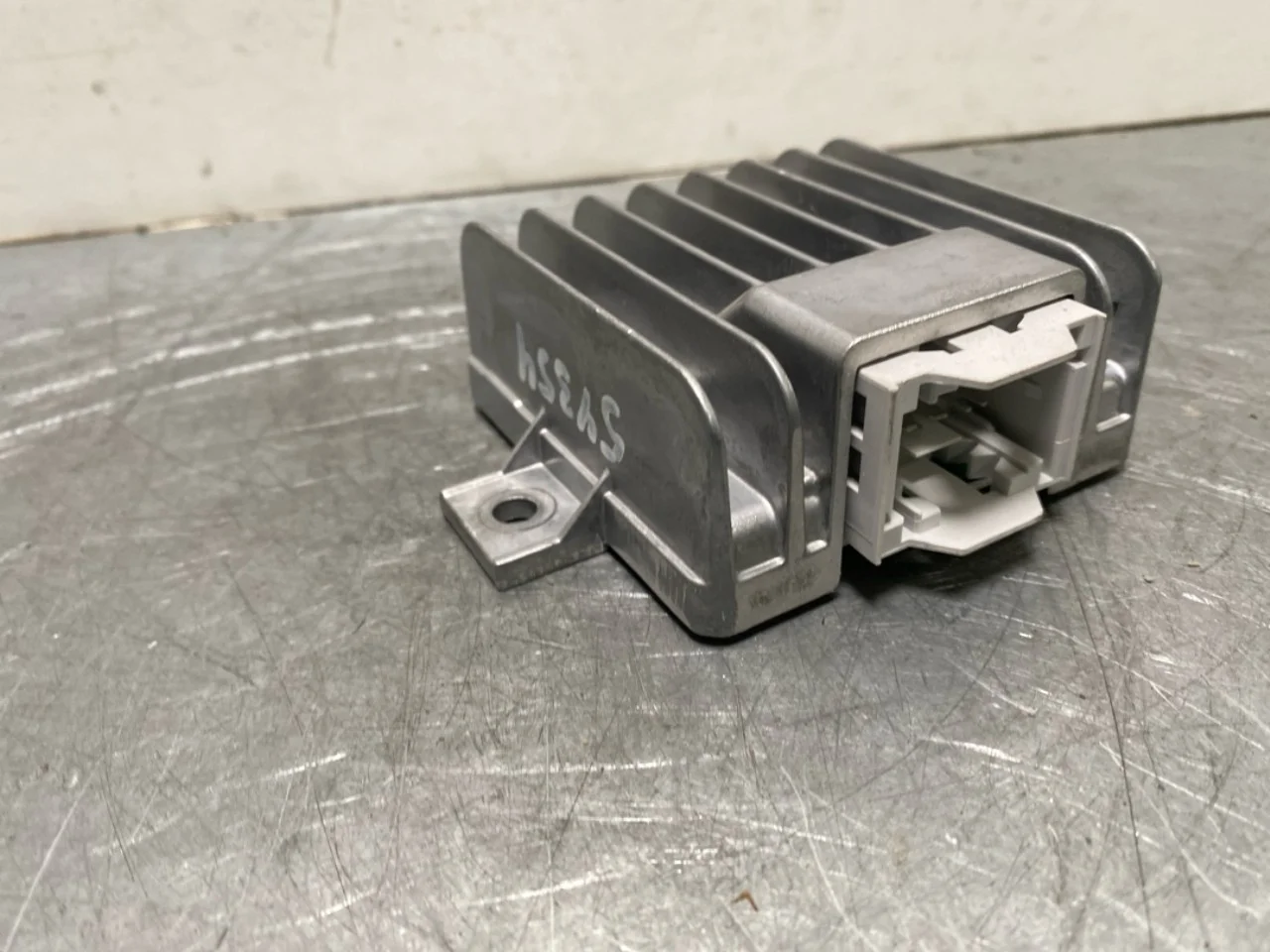 Mercedes EQB X243 2022- Unitate de control, altele vedere 3