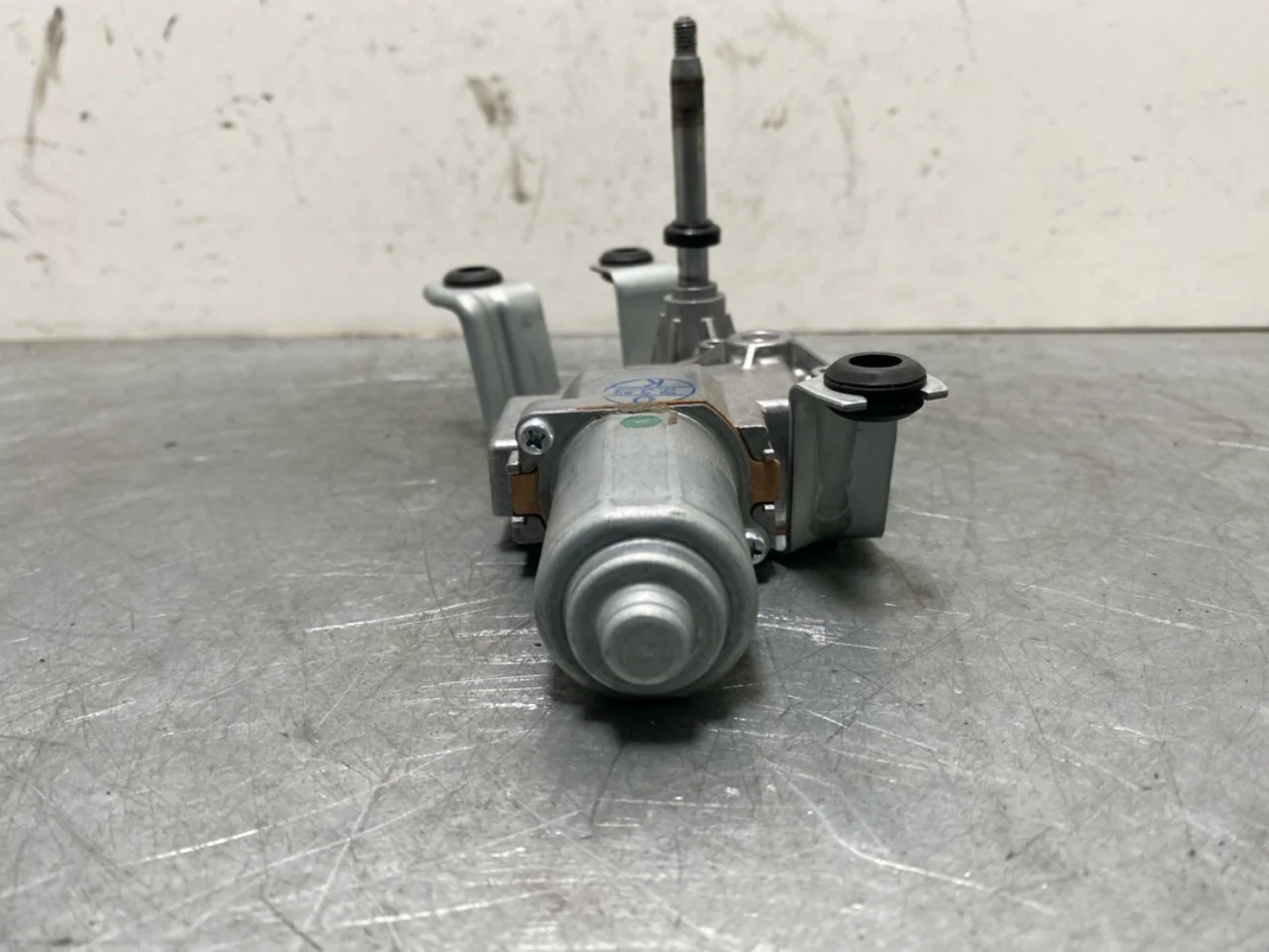 Mercedes EQB X243 2022- Ablaktörlő motor, csomagtérajtó nézet 4