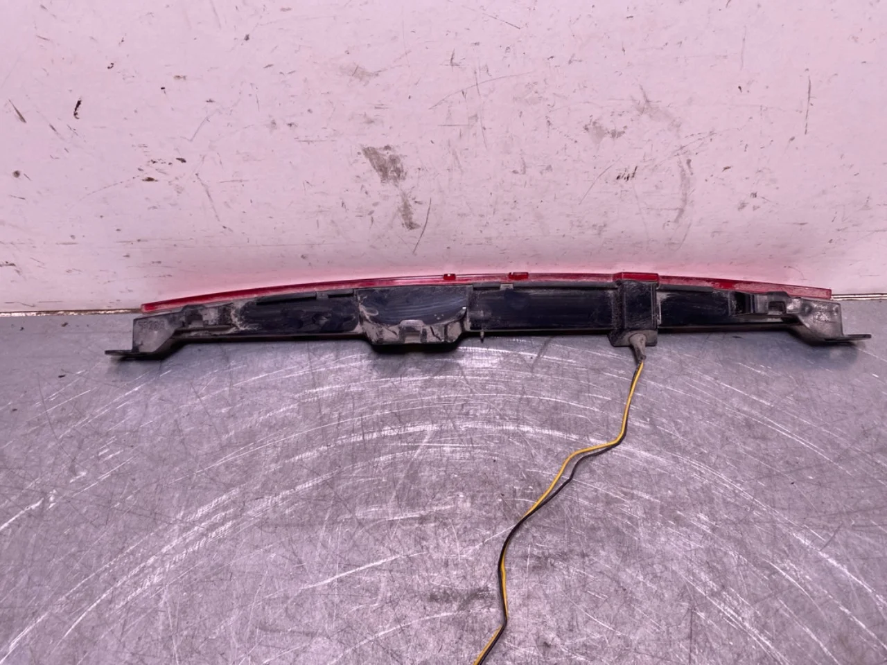 Mercedes EQB X243 2022- Rear window brake light view 3