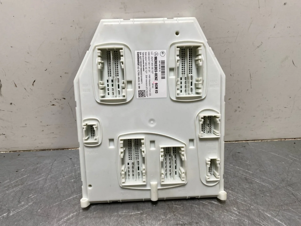 Mercedes EQB X243 2022- Climate control unit view 2