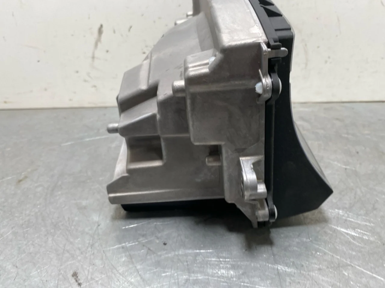 Mercedes EQB X243 2022- Other instruments view 3