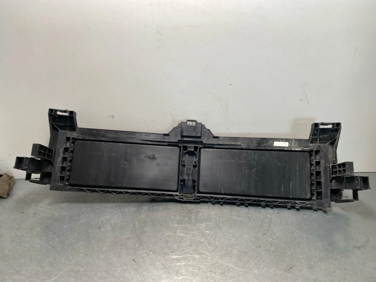 Mercedes EQB X243 2022- Upper front panel