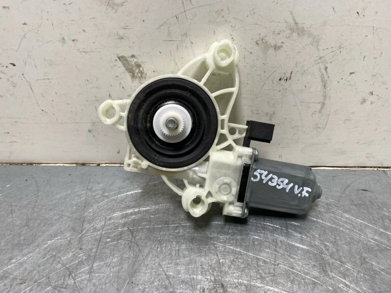 Mercedes EQB X243 2022- Motor macara geam