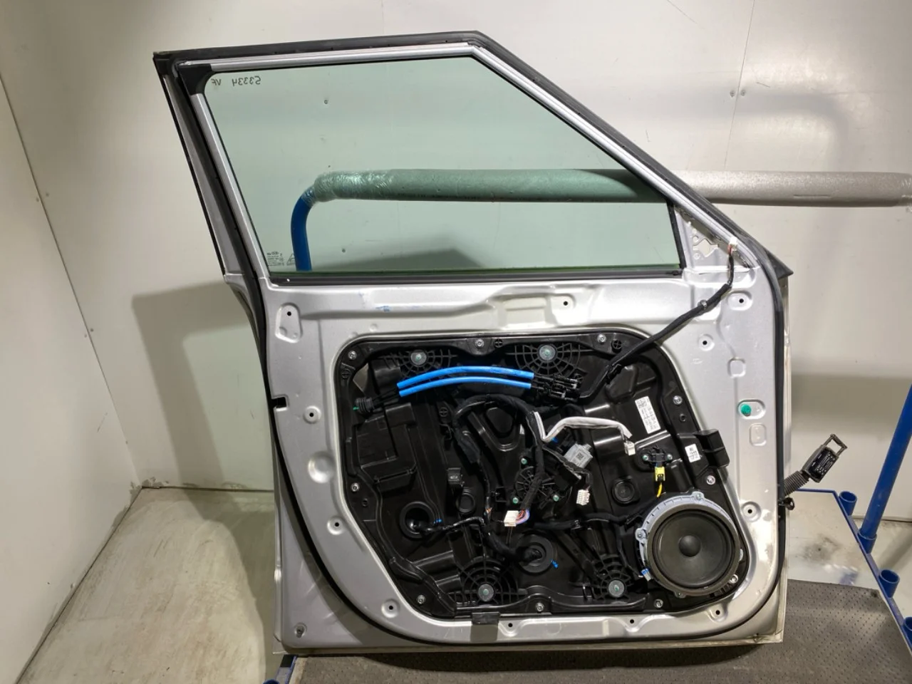 Kia SOUL 2009- Ajtó, 4 ajtós, első, bal nézet 4