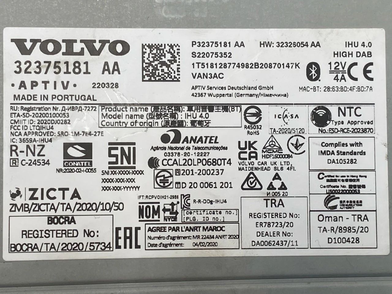 Volvo XC40/RECHARGE 2018- GPS navigáció nézet 3