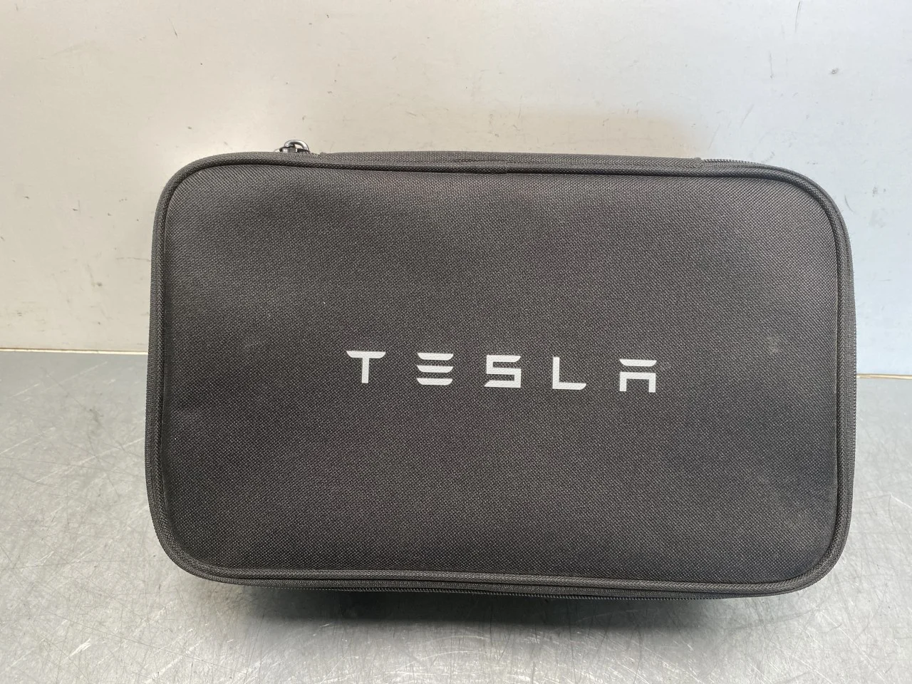 Tesla MODEL Y 2021- Tow bar
