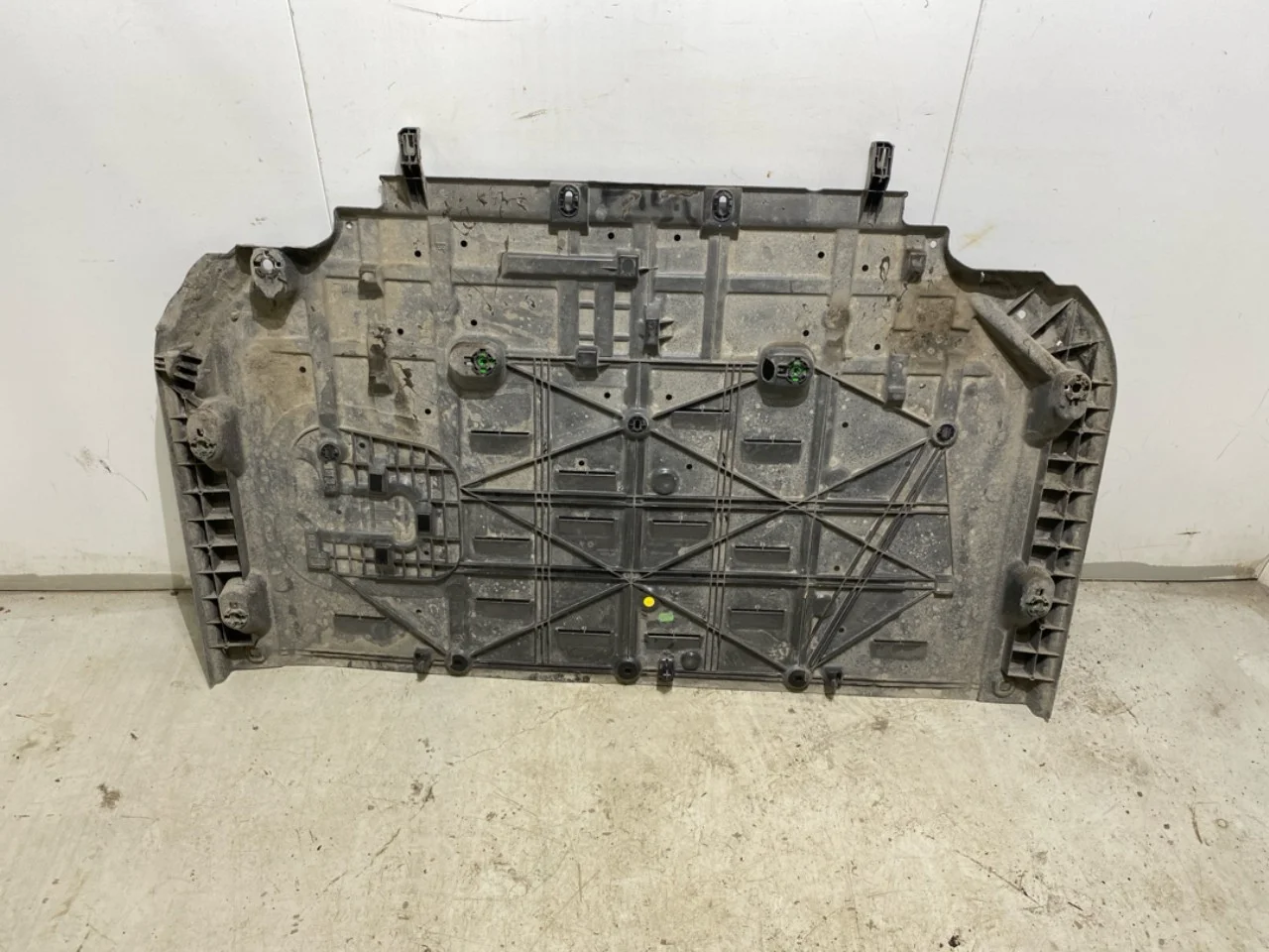 Opel / Vauxhall ASTRA L 2022- Underbody protection plate (engine/gearbox/floor) view 2