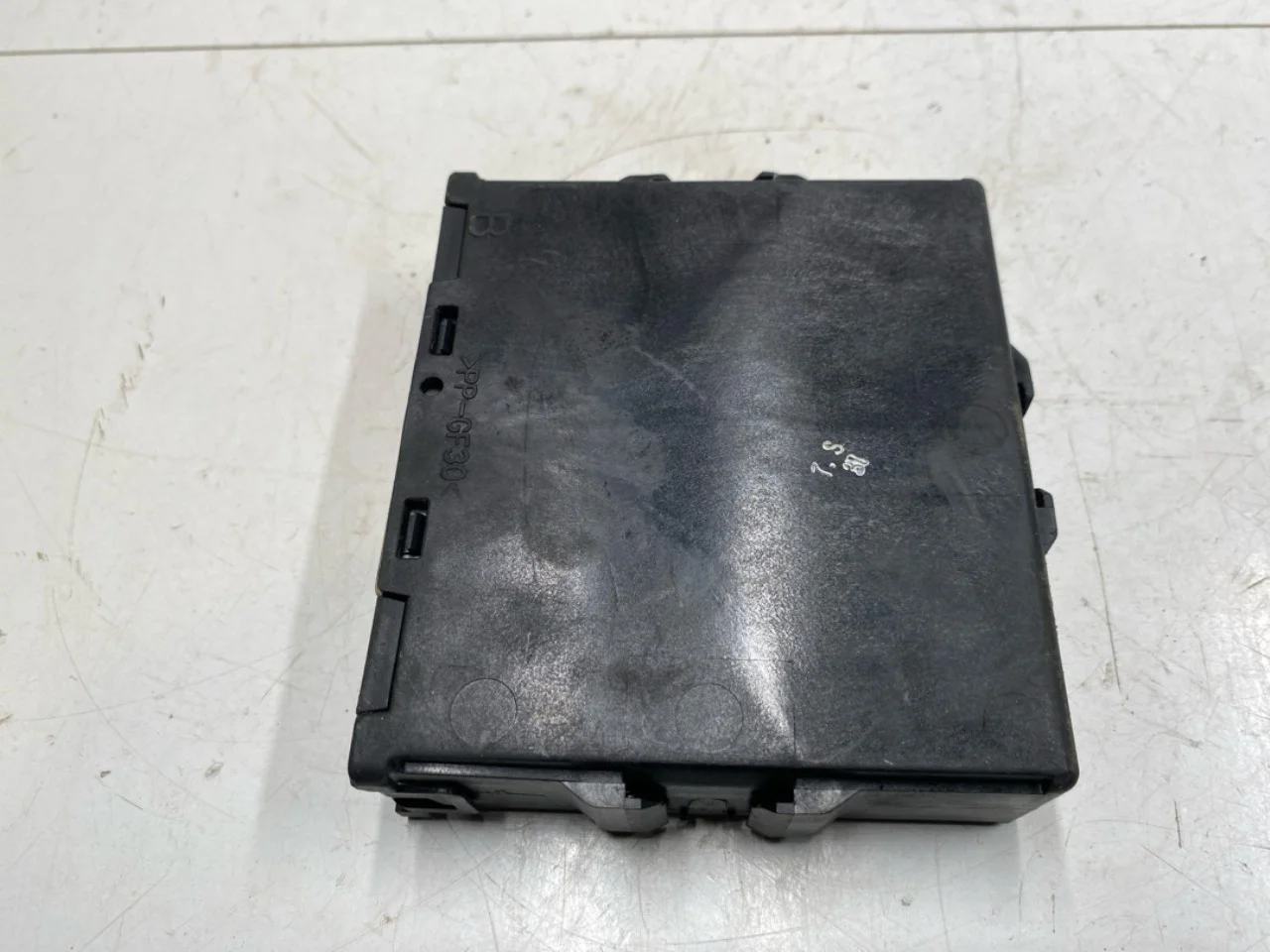 Mercedes B 180-200 W246/W242 2012-19 Vezérlőegység, elektromos kézifék (EPB) nézet 2