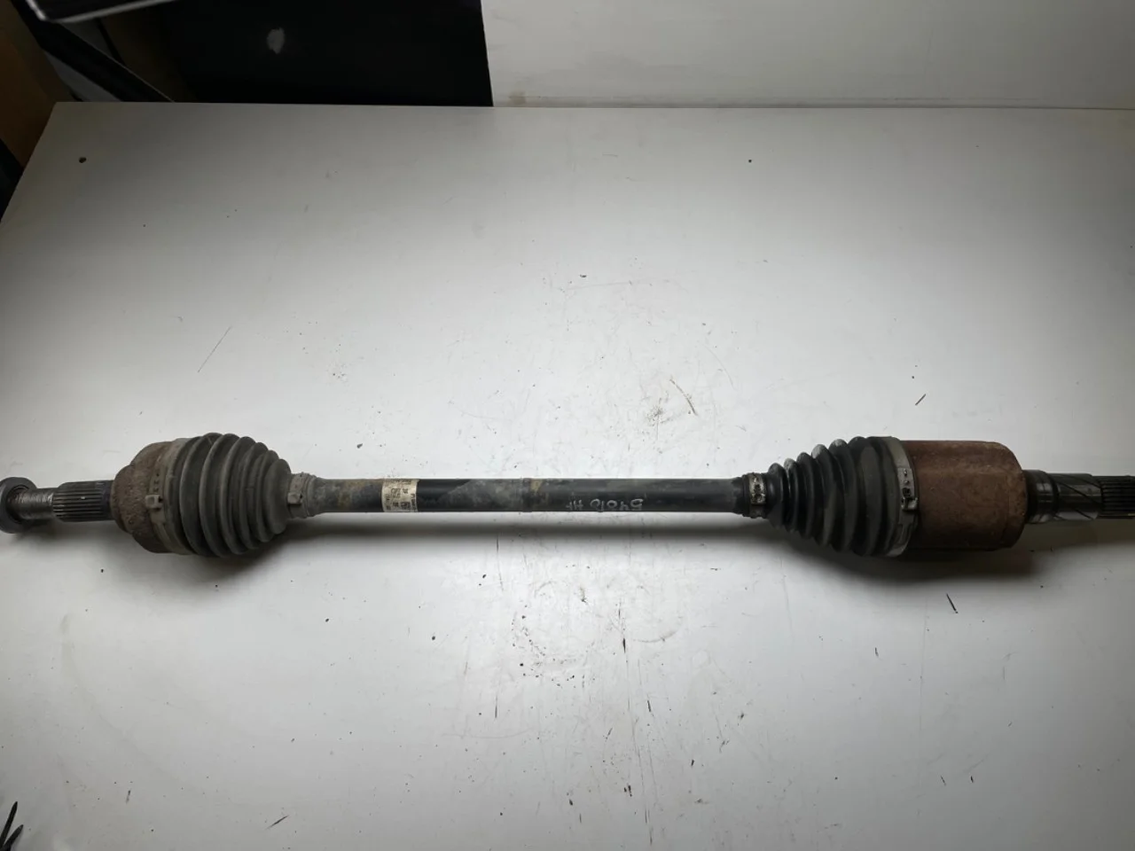 Tesla MODEL 3 2017--> Front right driveshaft