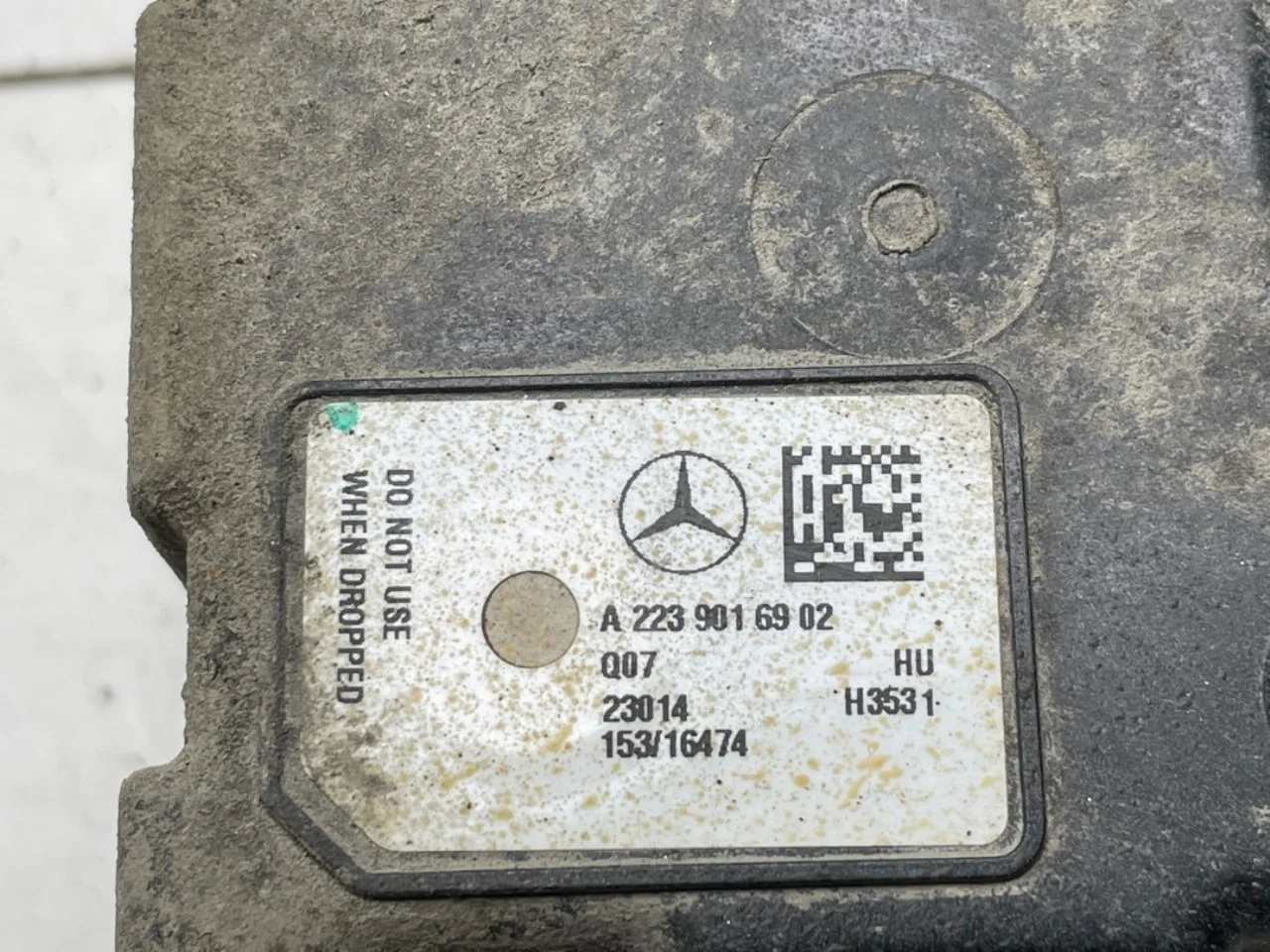 Mercedes EQE SUV X294 2022- Difuzor sunet motor vedere 4