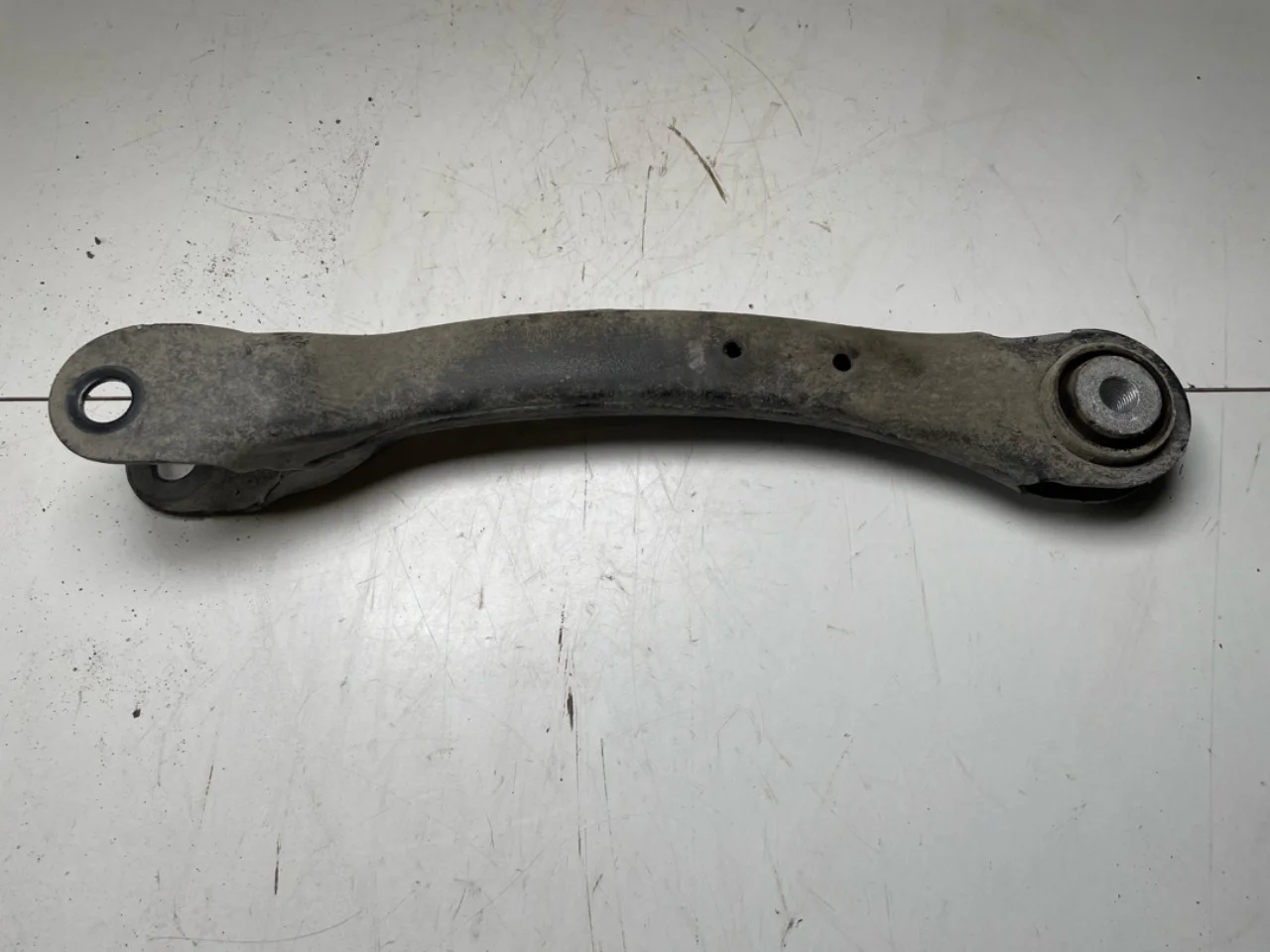 Mercedes EQE SUV X294 2022- Control arm, rear right view 2