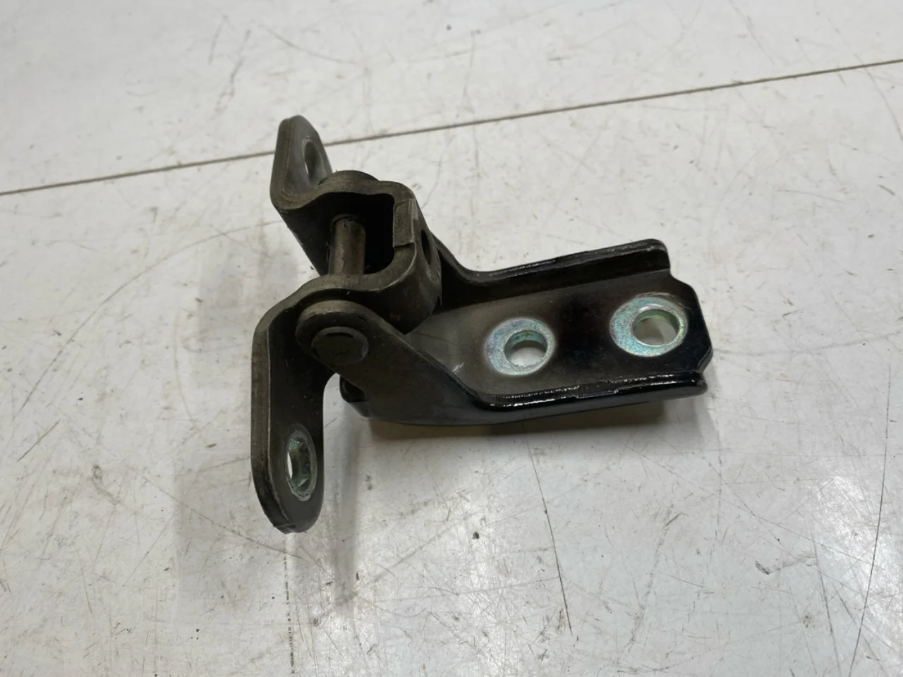 Door hinge view 3