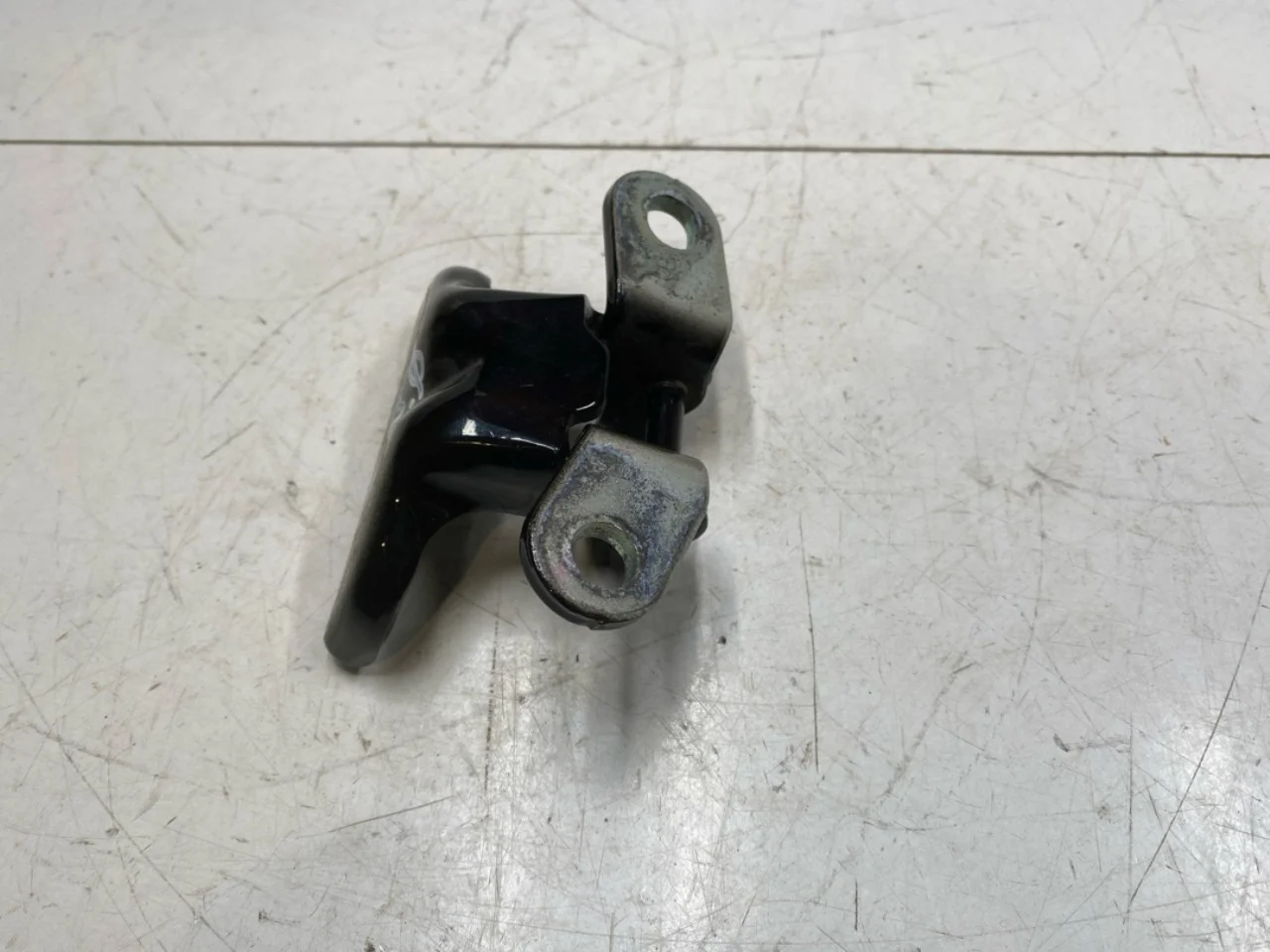 Door hinge view 4