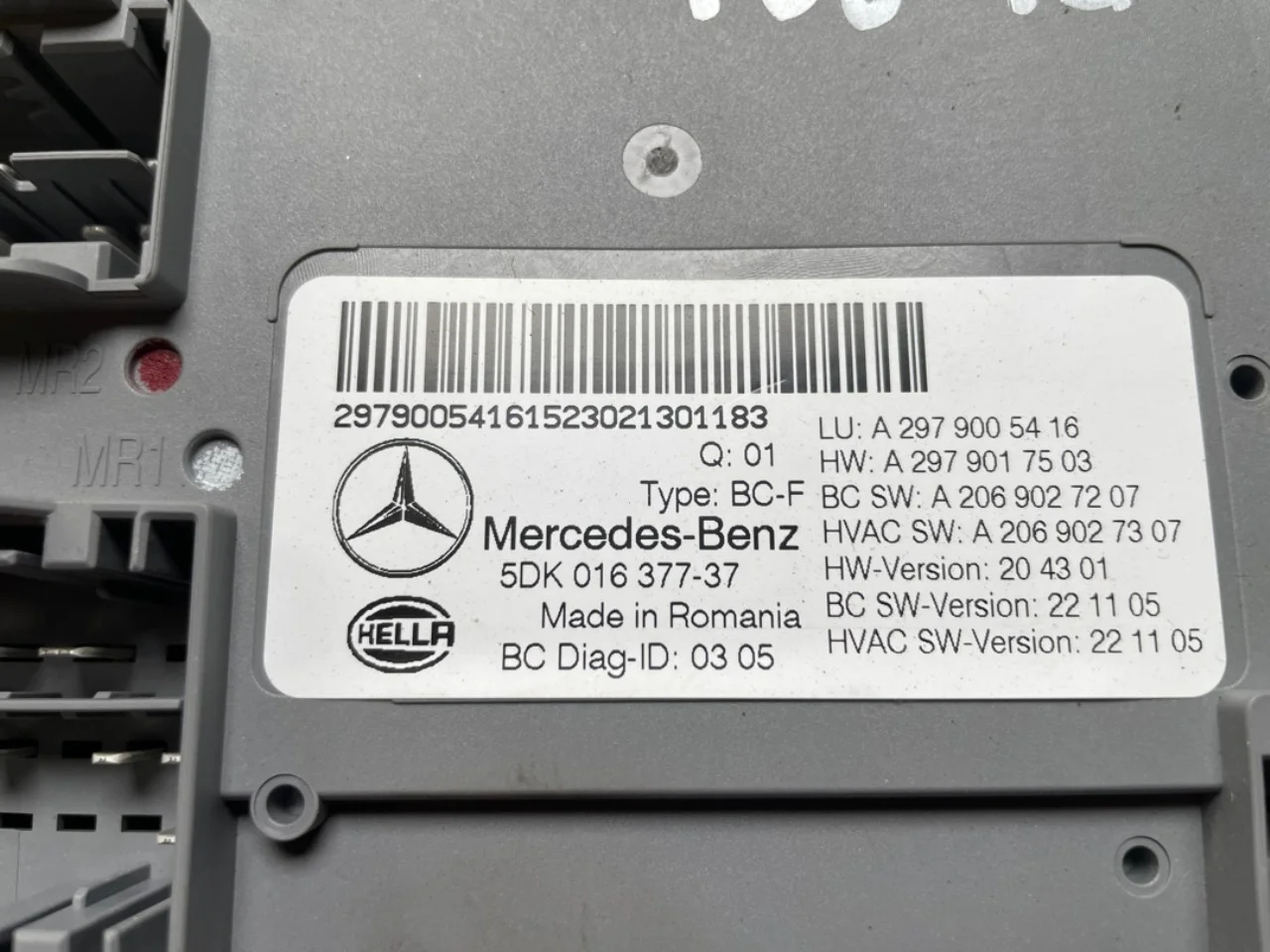 Mercedes EQE SUV X294 2022- Unitate de comandă climatizare vedere 3