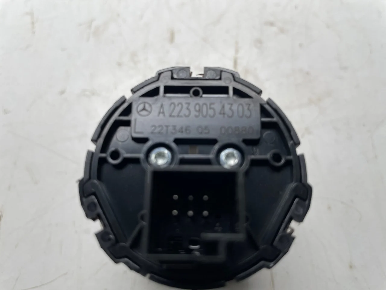 Mercedes EQE SUV X294 2022- Headlight switch view 4