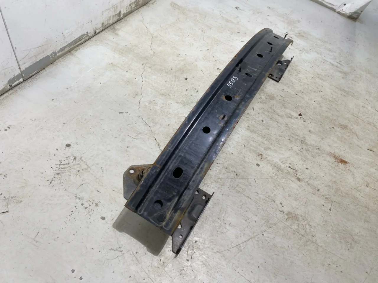 Tesla MODEL X 2016- Bumper reinforcement beam, front view 2
