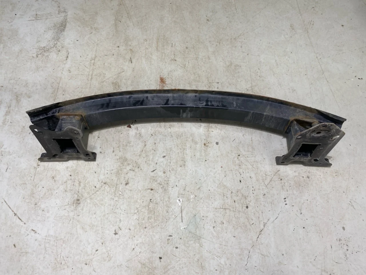 Tesla MODEL X 2016- Bumper reinforcement beam, front view 4