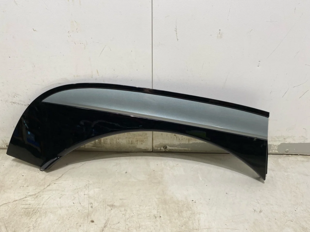 Wheel arch trim