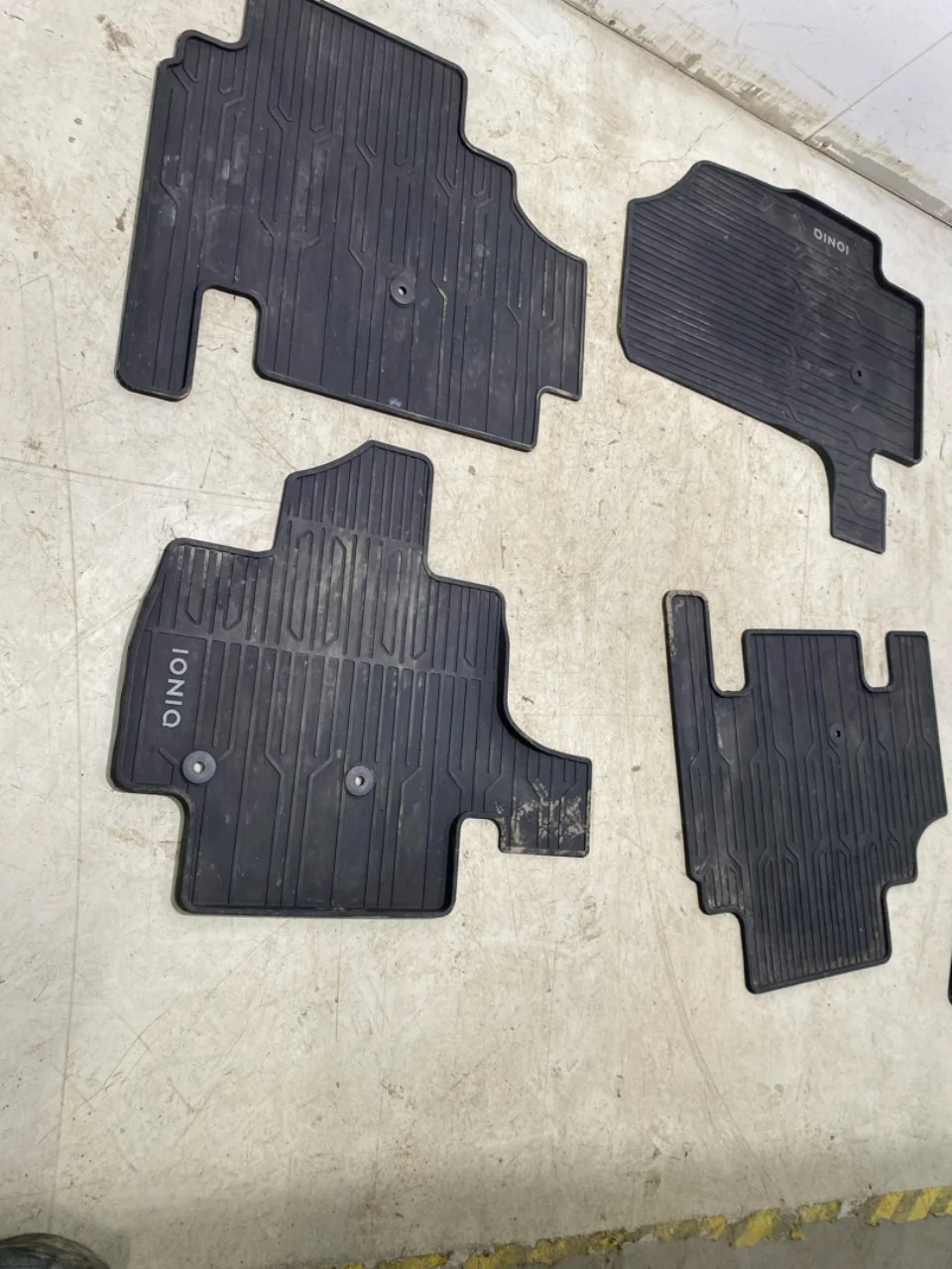 Floor carpet