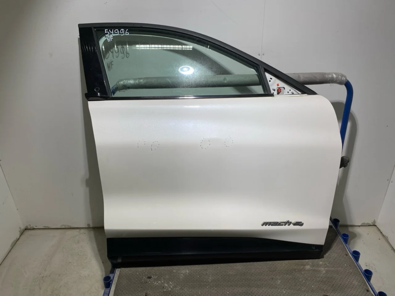 Ford MUSTANG MACH-E 2021- Ajtó, 4 ajtós, első, jobb