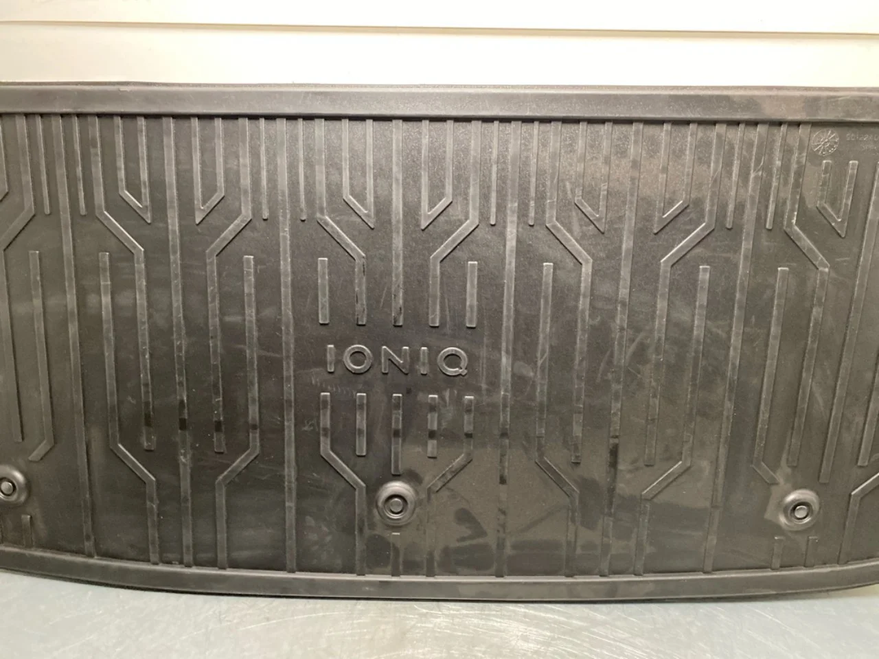 Cargo area protective mat / lining view 2