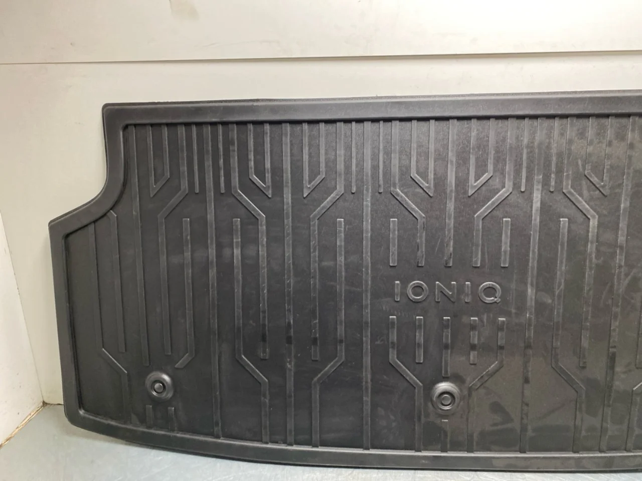 Cargo area protective mat / lining view 3