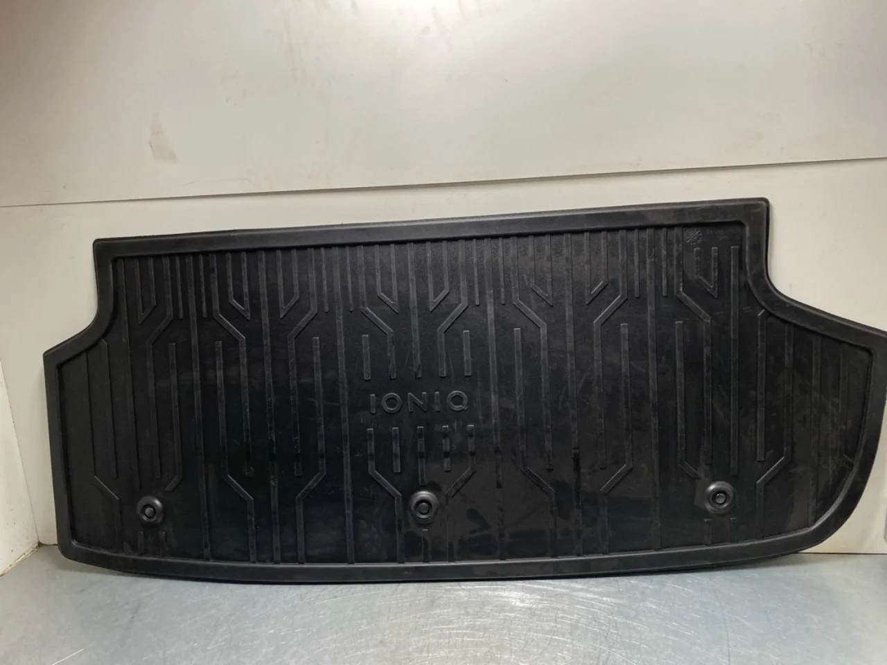 Cargo area protective mat / lining view 4